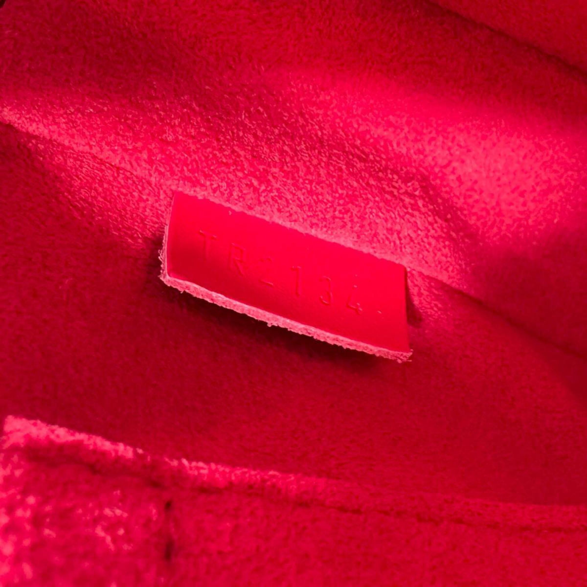 Louis Vuitton Red Color Epi Leather Pochette Pouch (Pre-Owned)