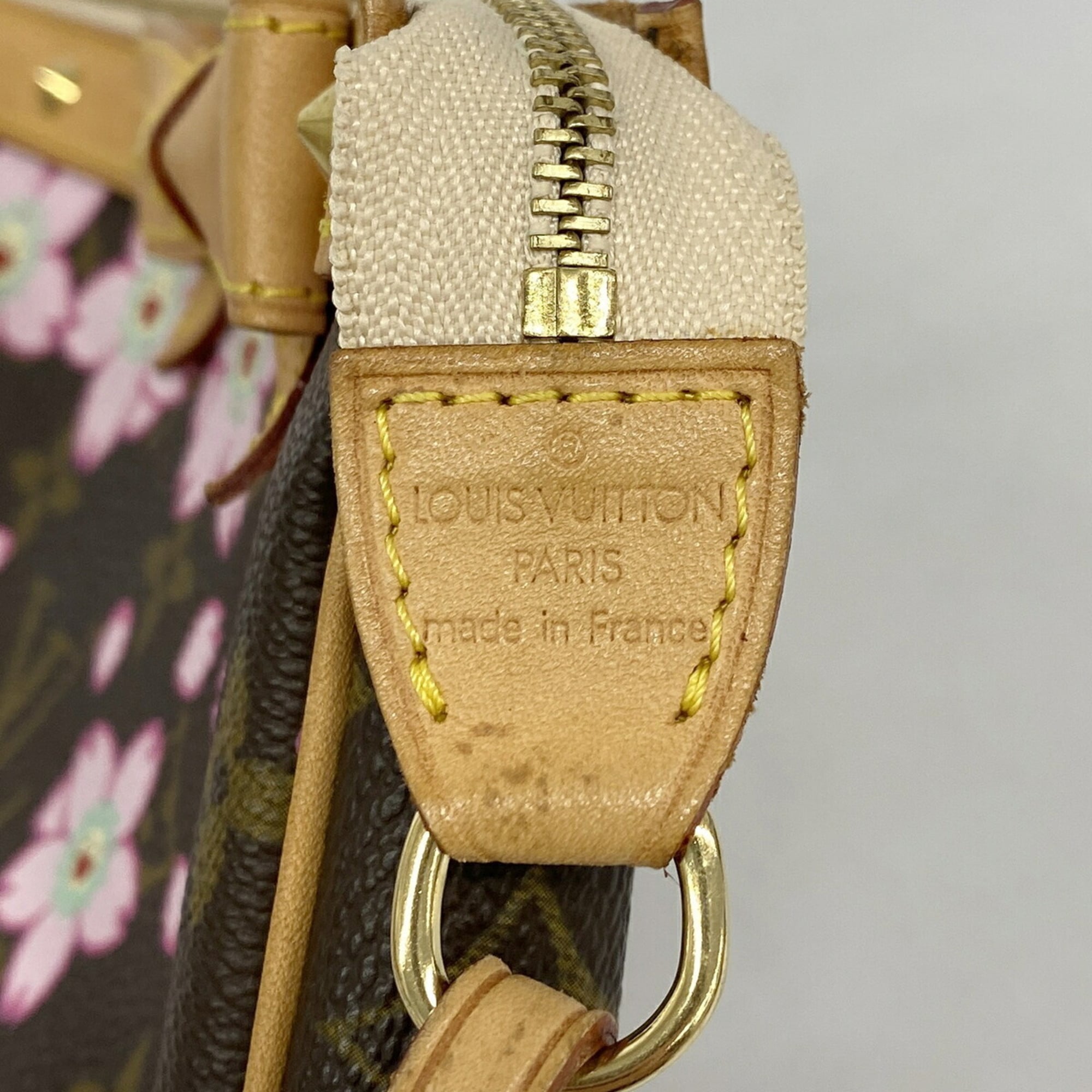 Louis Vuitton Brown Pouch (Pre-Owned)