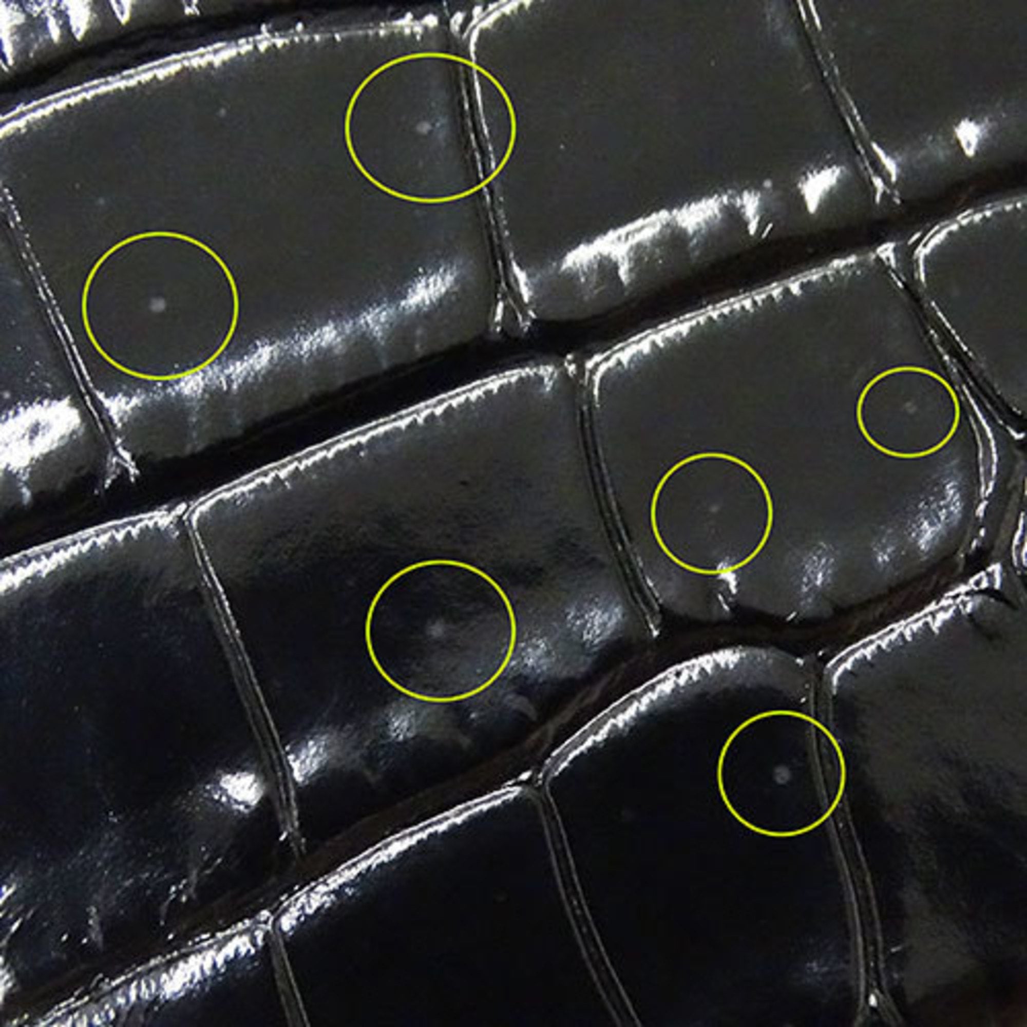 Balenciaga Black Leather Pochette Shoulder Bag (Pre-Owned)