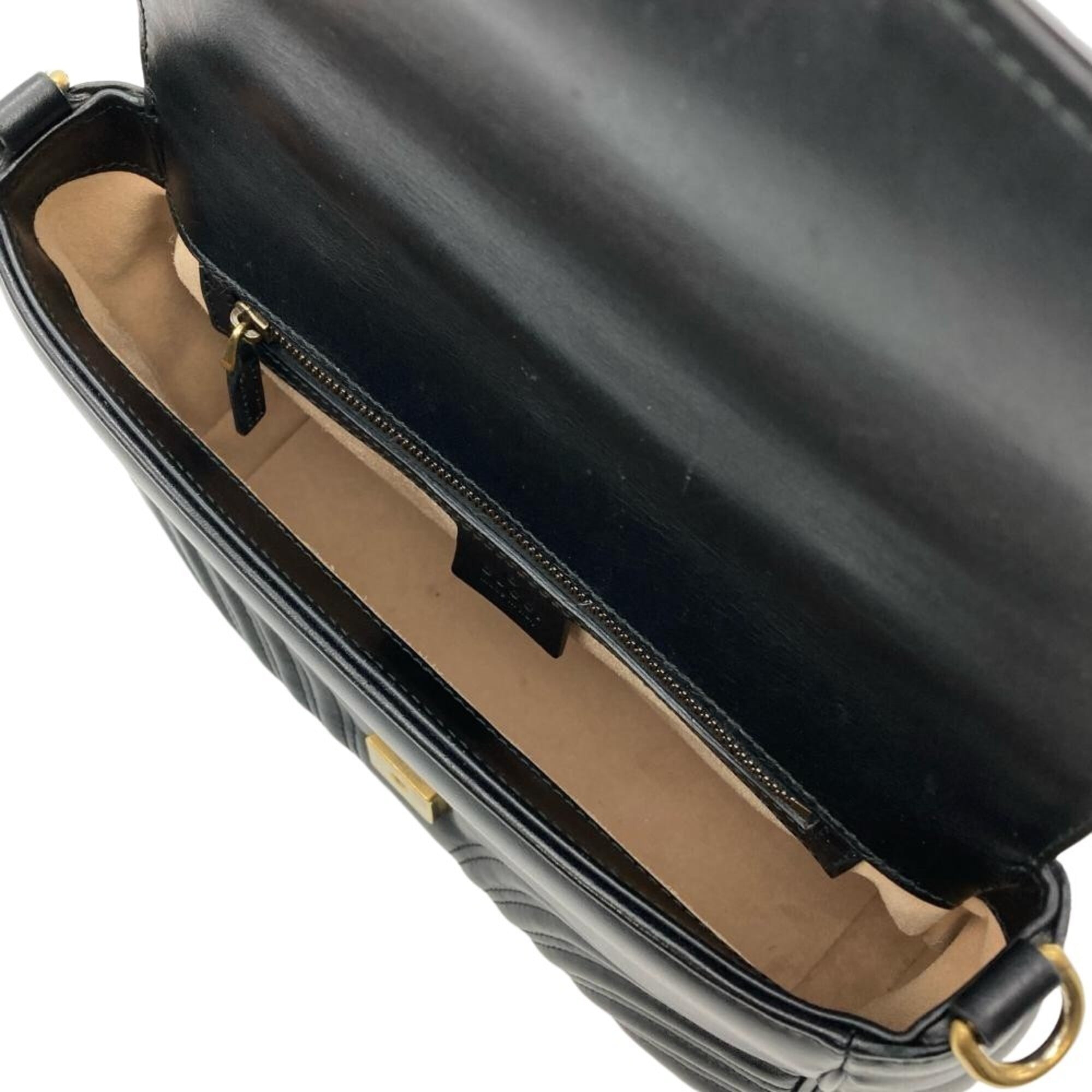 Gucci Gg Marmont Black Leather Handbag Shoulder Bag (Pre-Owned)