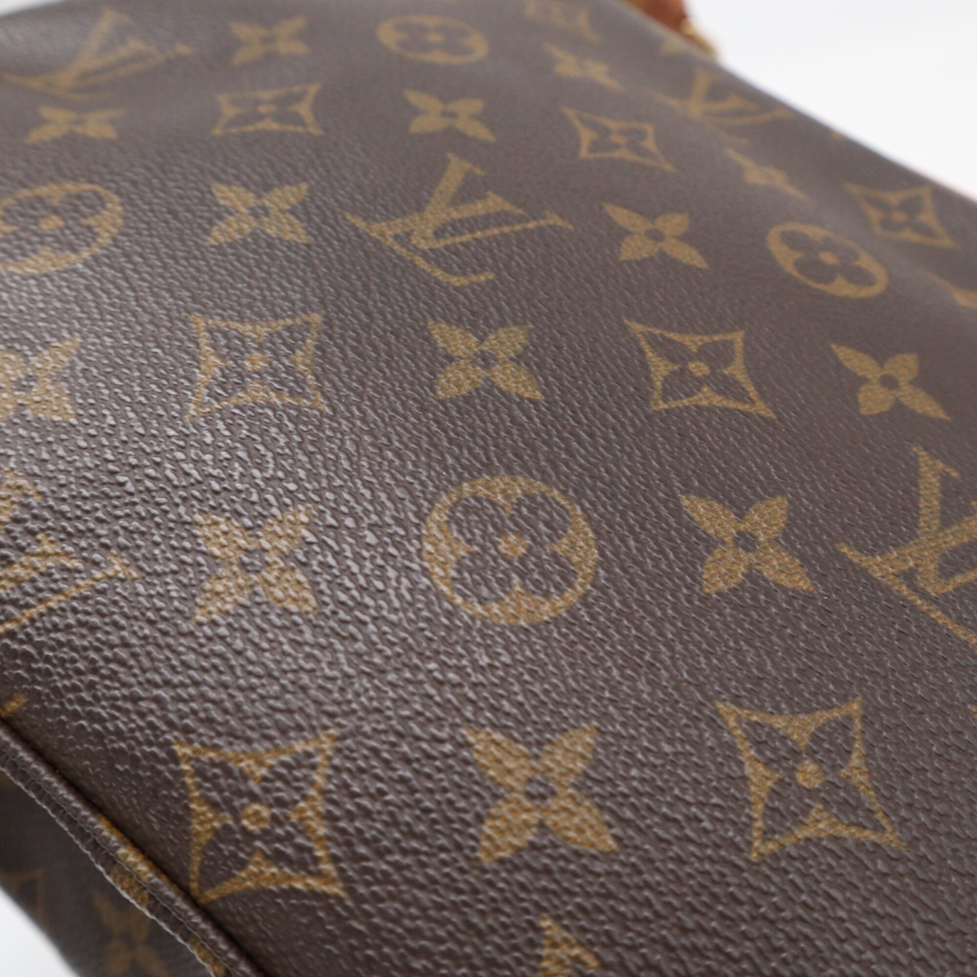 Louis Vuitton Beige Brown Coated Canvas Leather Shoulder Bag (Pre-Owned)