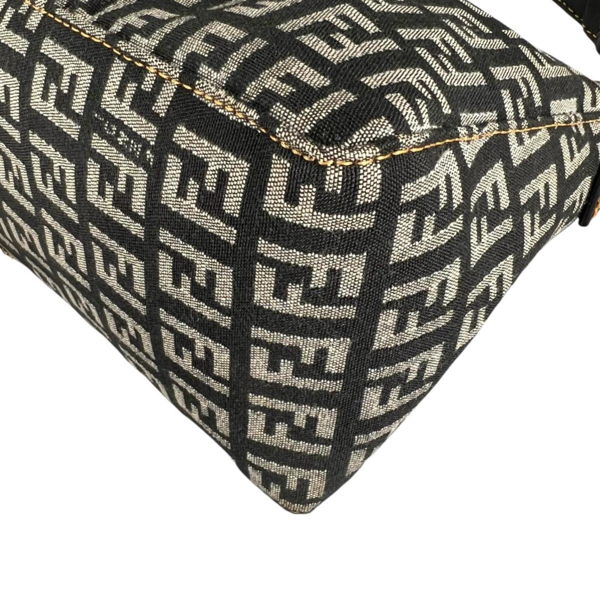 Fendi Gray Zucchino Nylon Shoulder Bag (Pre-Owned)