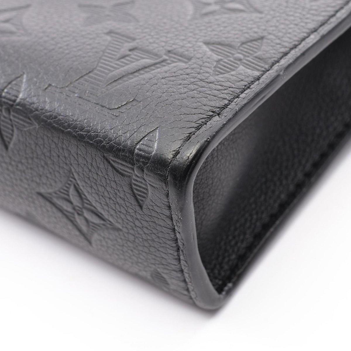 Louis Vuitton Black Leather Handbag Pouch Shoulder Bag (Pre-Owned)