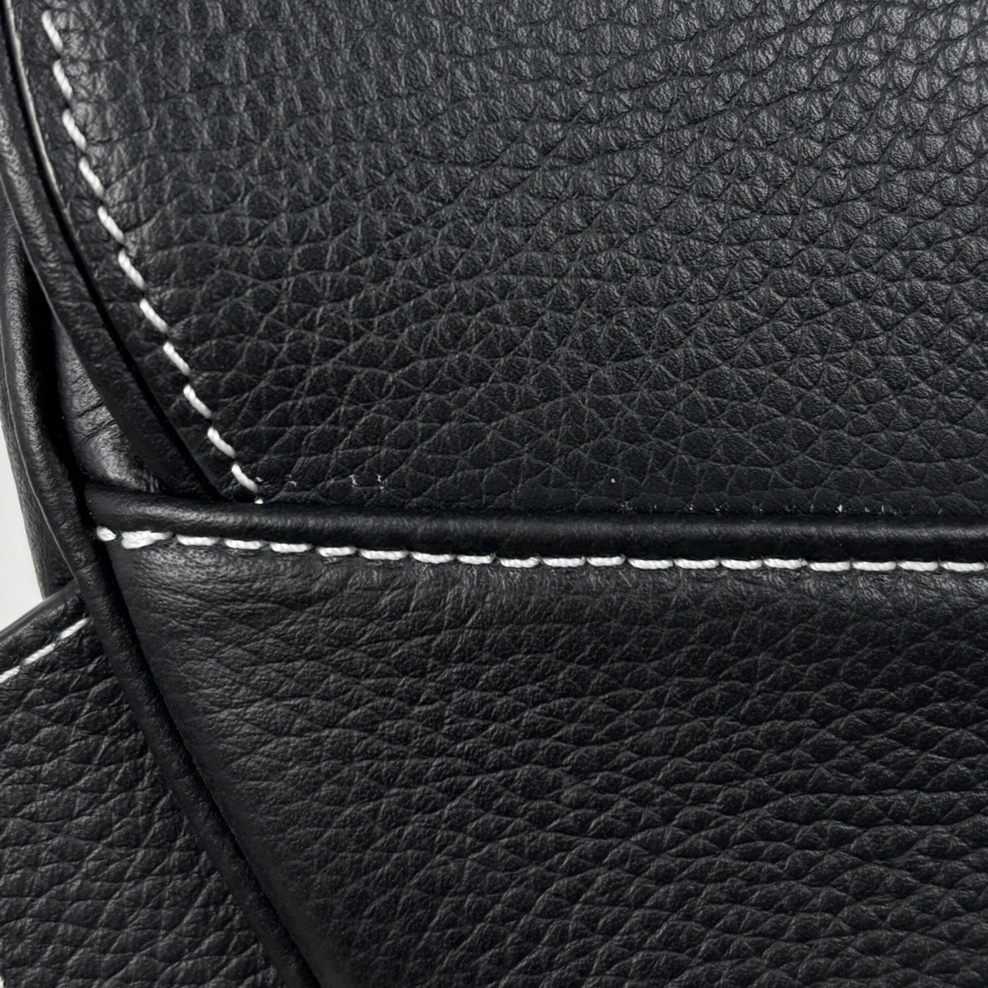 Christian Dior Black Leather Saddle Bag Sling Bag (Pre-Owned)