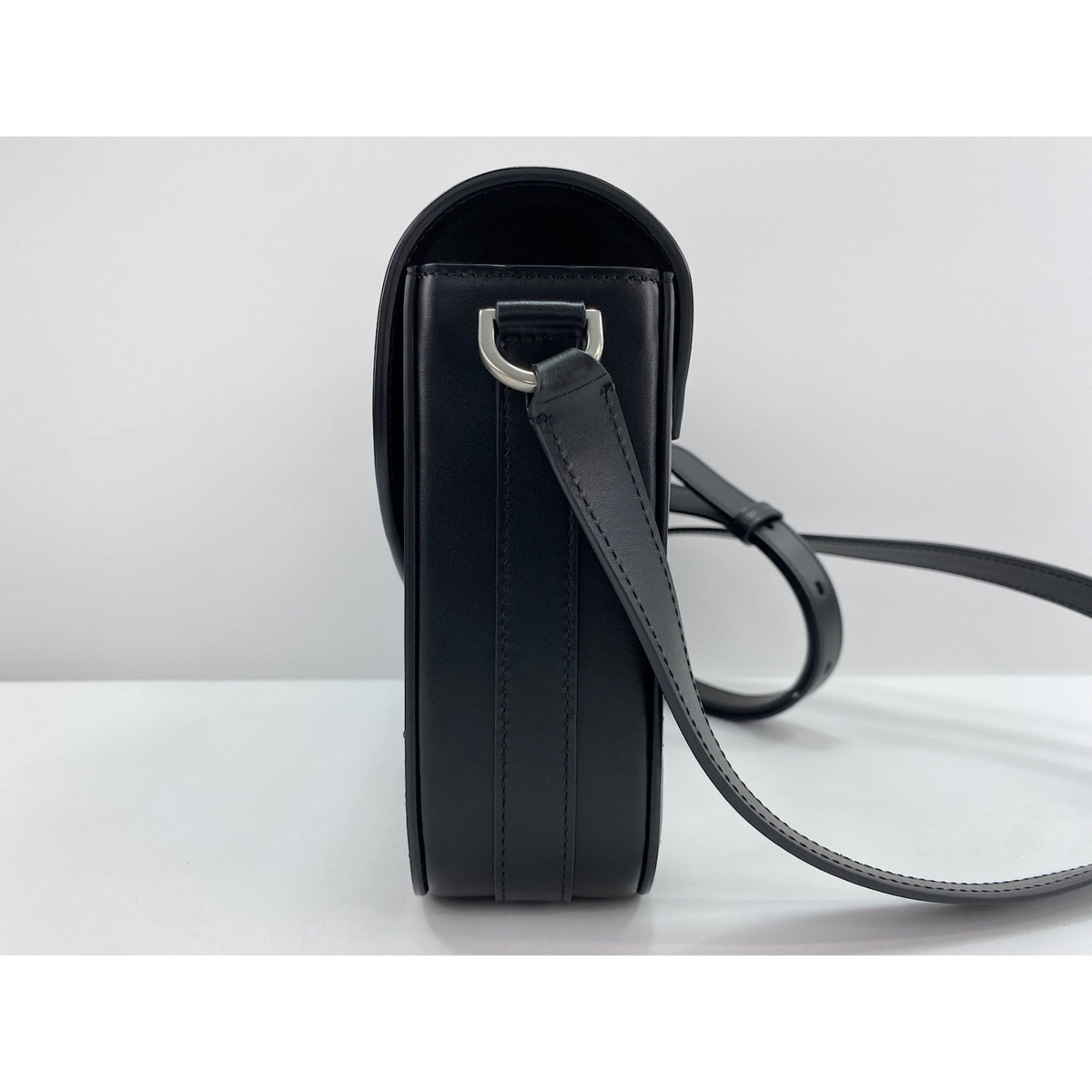 Christian Dior Black Shoulder Bag (Pre-Owned)