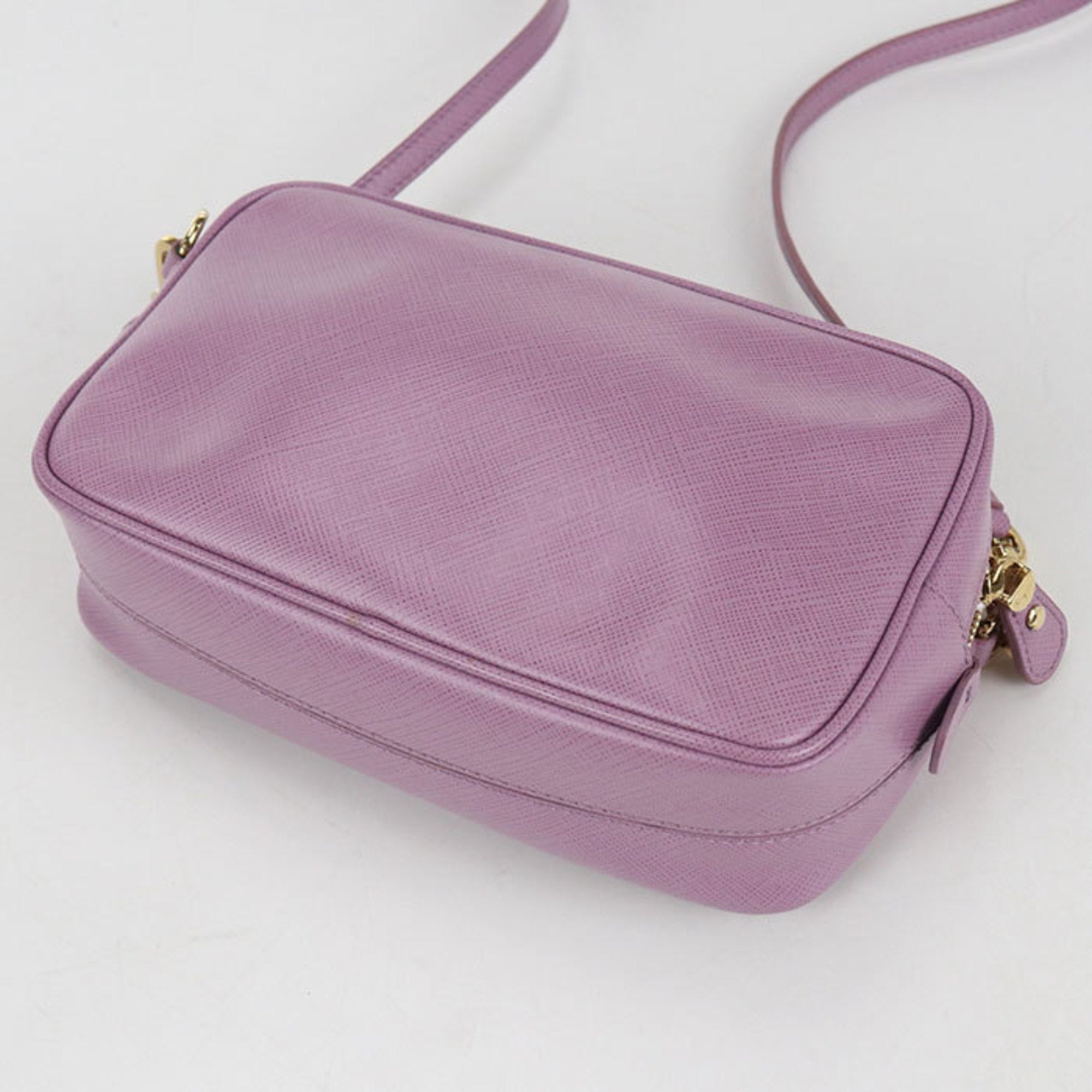 Salvatore Ferragamo Purple Leather Shoulder Bag (Pre-Owned)