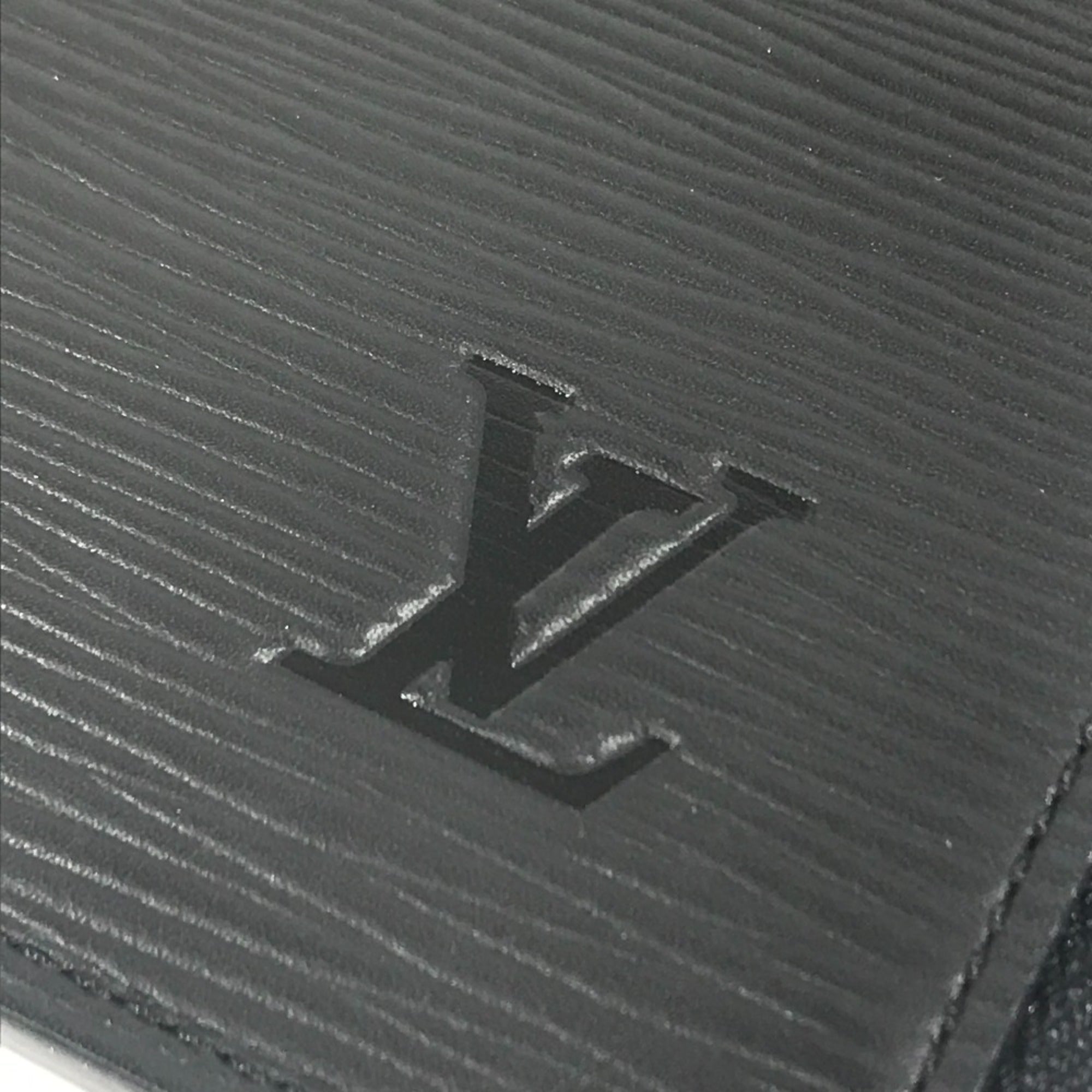 Louis Vuitton Black Noir Epi Leather Clutch Bag Pochette Pouch (Pre-Owned)