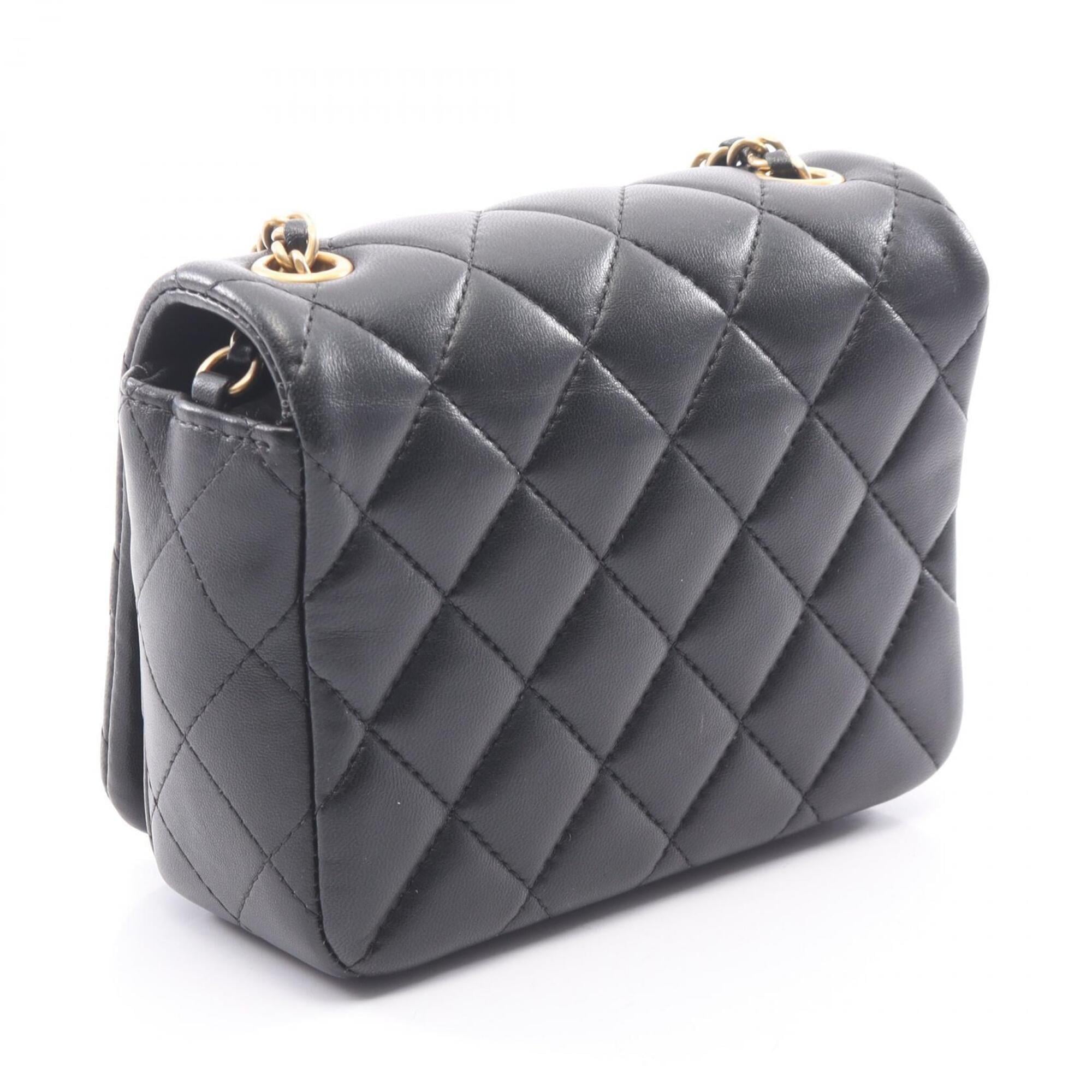 Chanel Matelasse Black Leather Handbag Shoulder Bag (Pre-Owned)