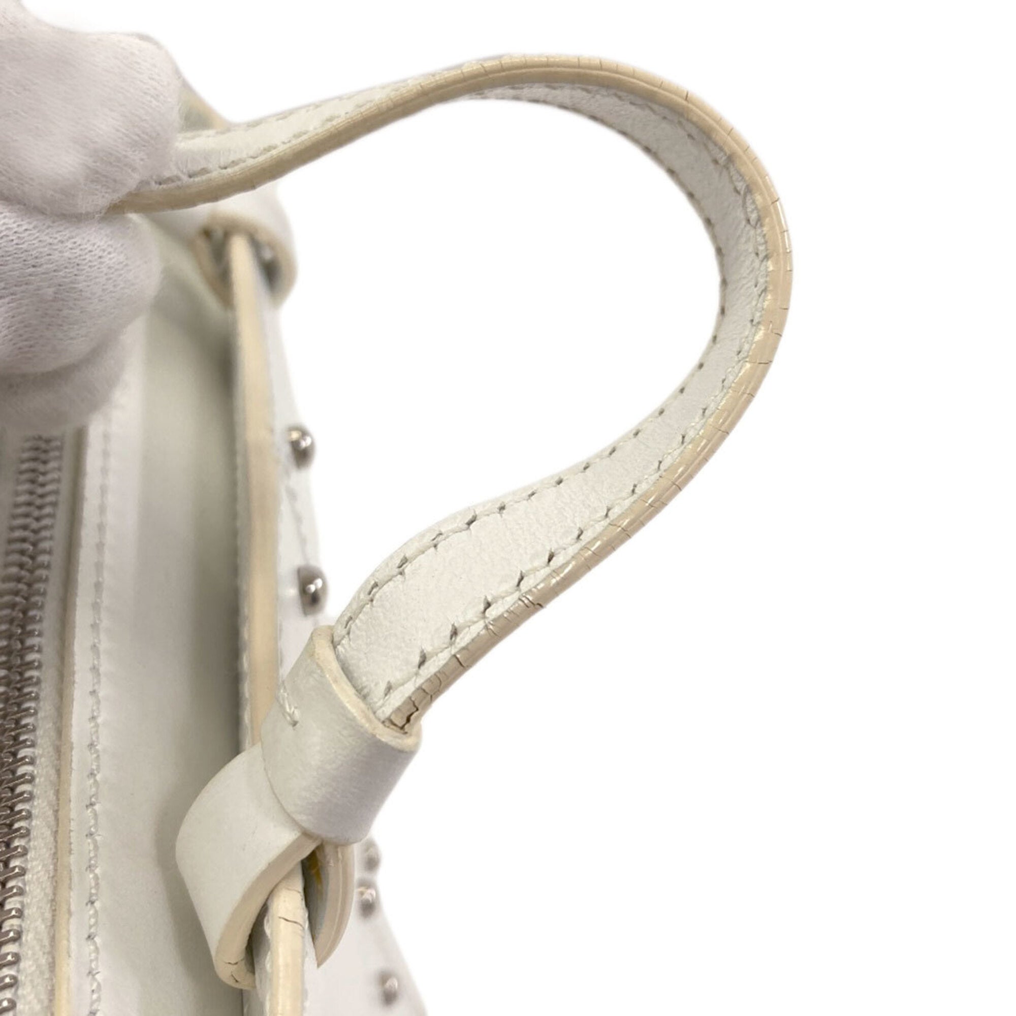 Tod's White Leather Handbag (Pre-Owned)