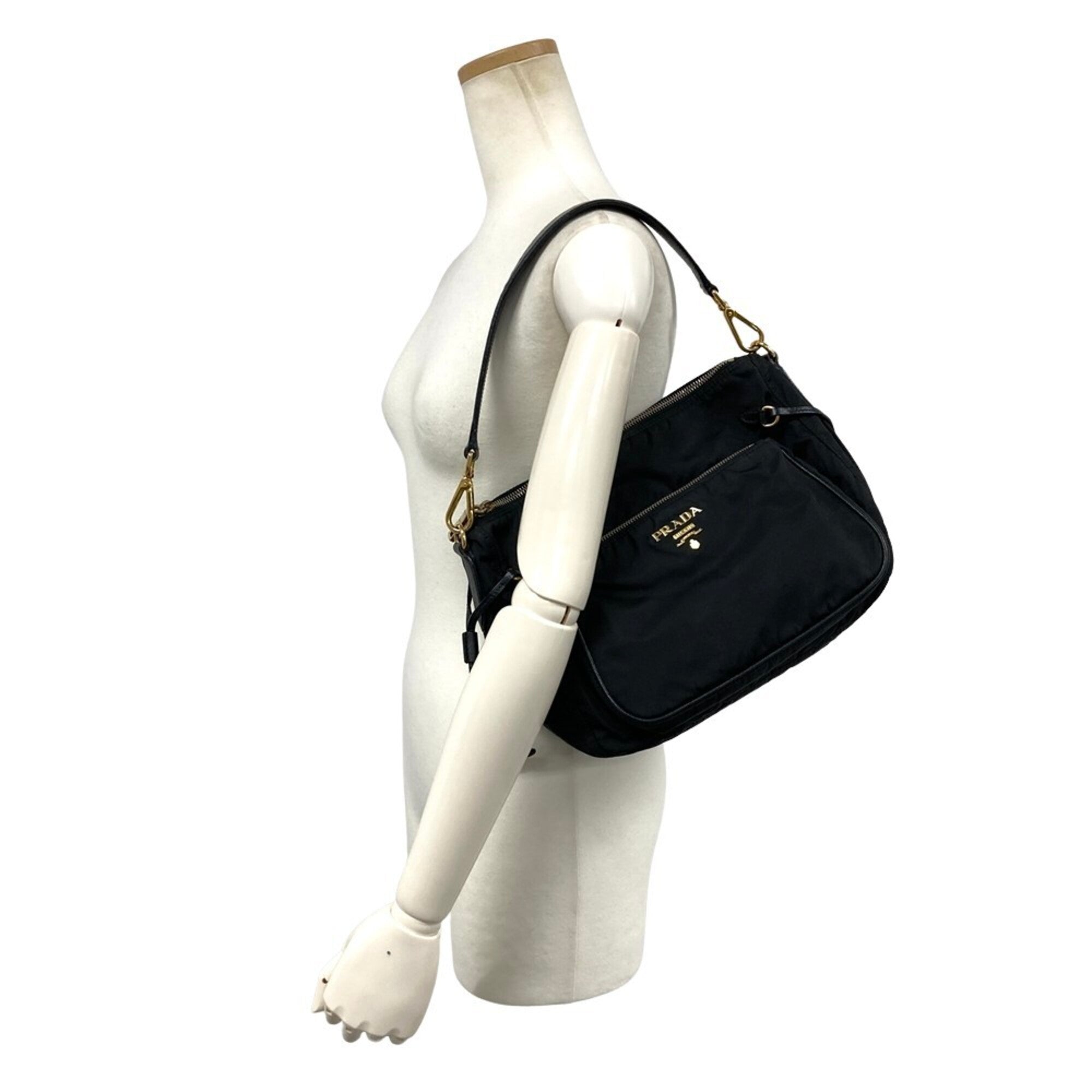 Prada Black Nylon Shoulder Bag (Pre-Owned)