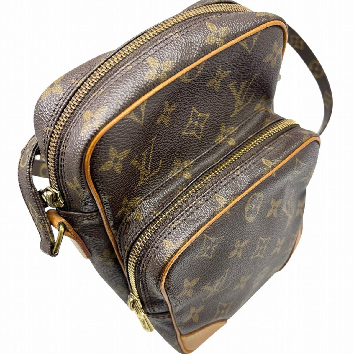 Louis Vuitton Brown Monogram Monogram Shoulder Bag (Pre-Owned)