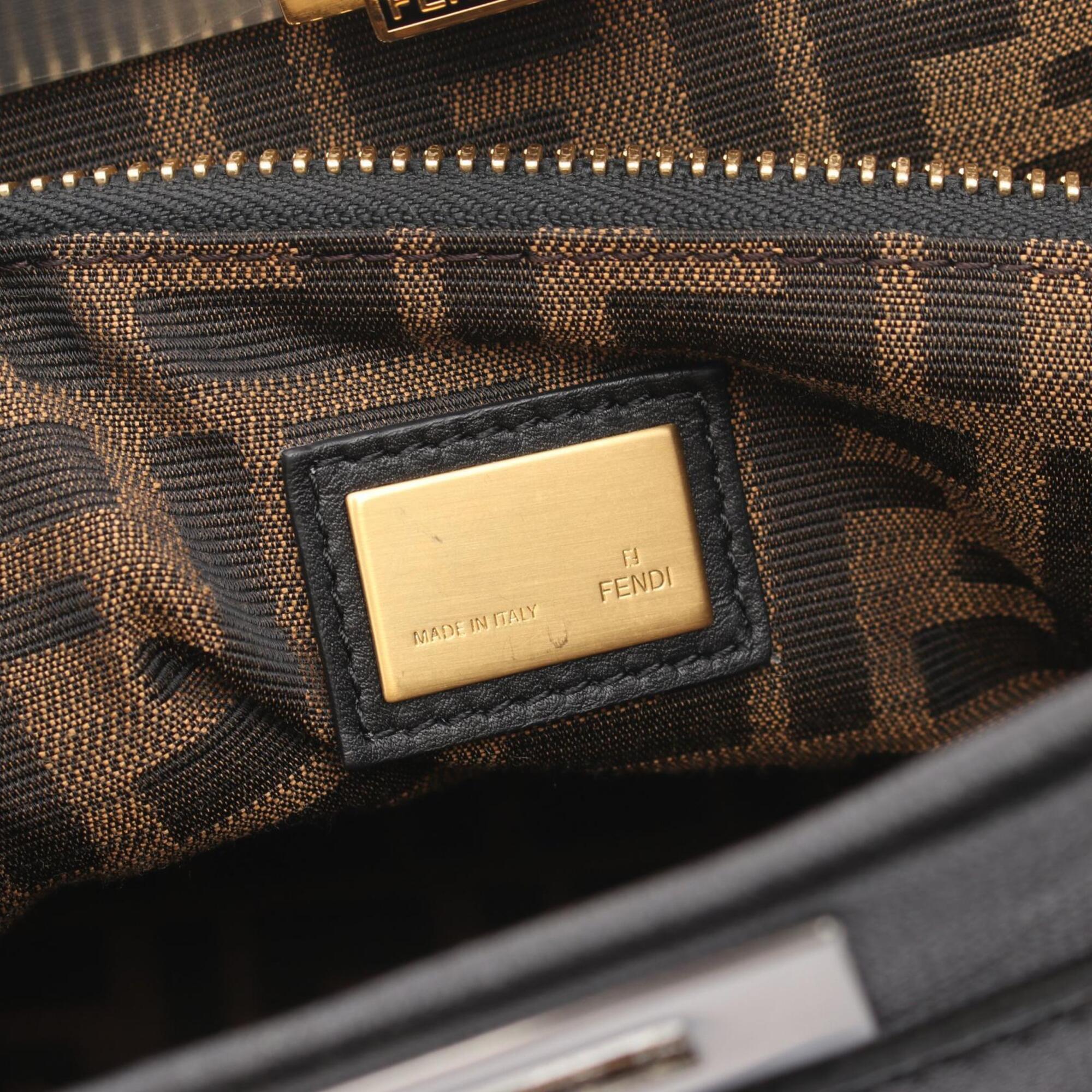 Fendi Black Leather Handbag (Pre-Owned)