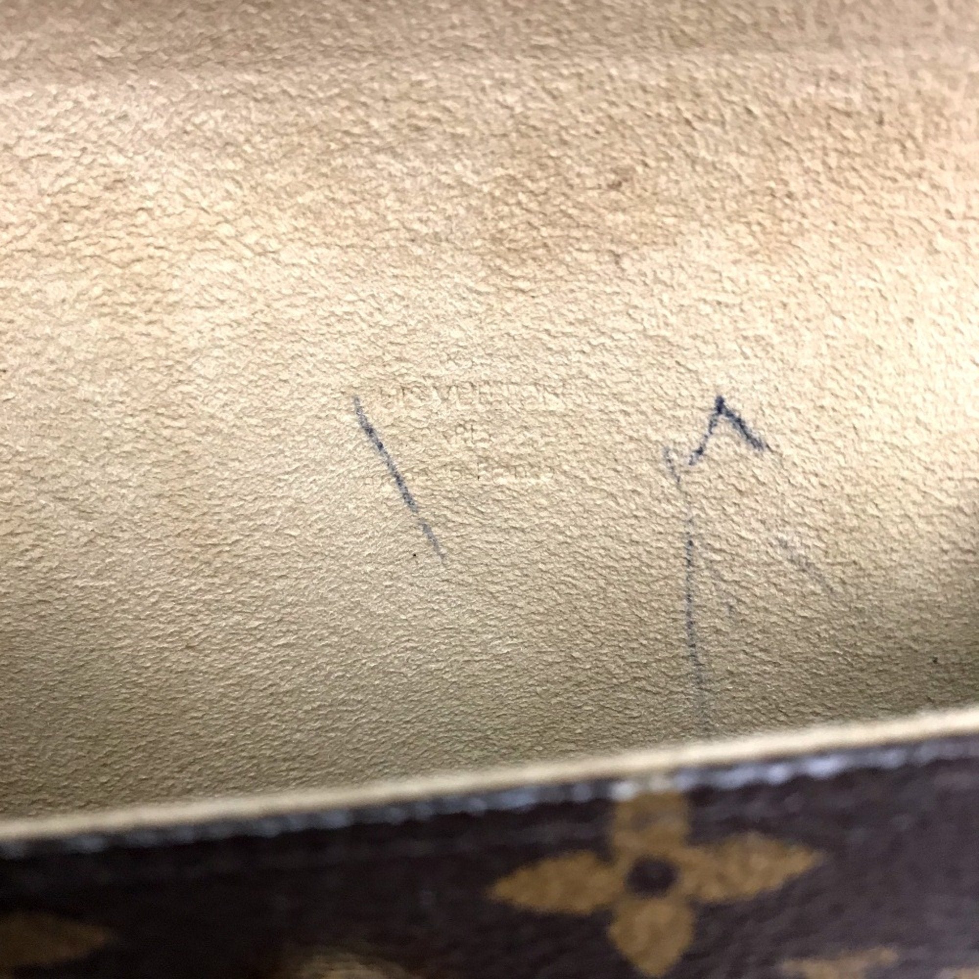 Louis Vuitton Brown Other Other (Pre-Owned)