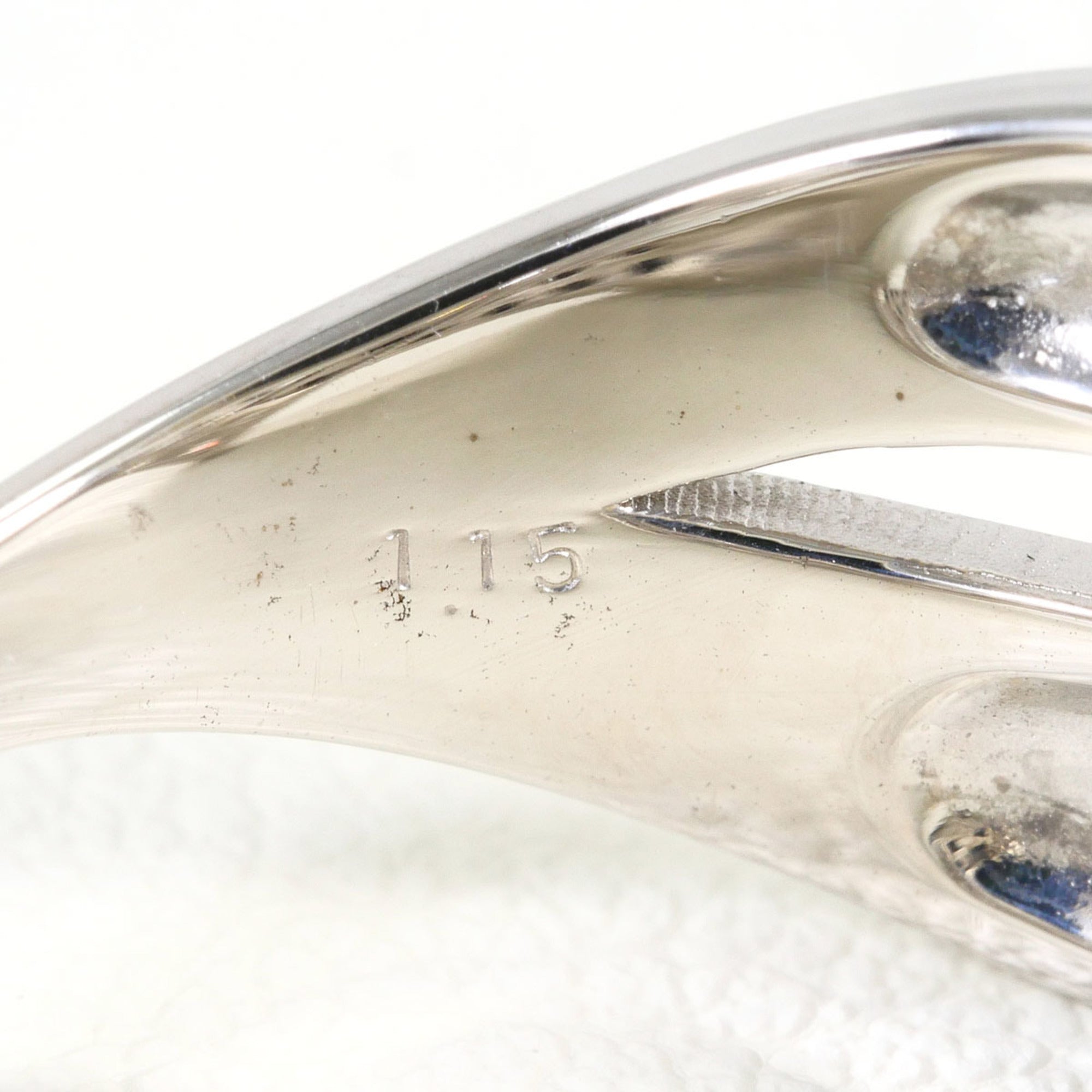 Unbranded Black White Gold White Gold (18K) Band Ring (Pre-Owned)