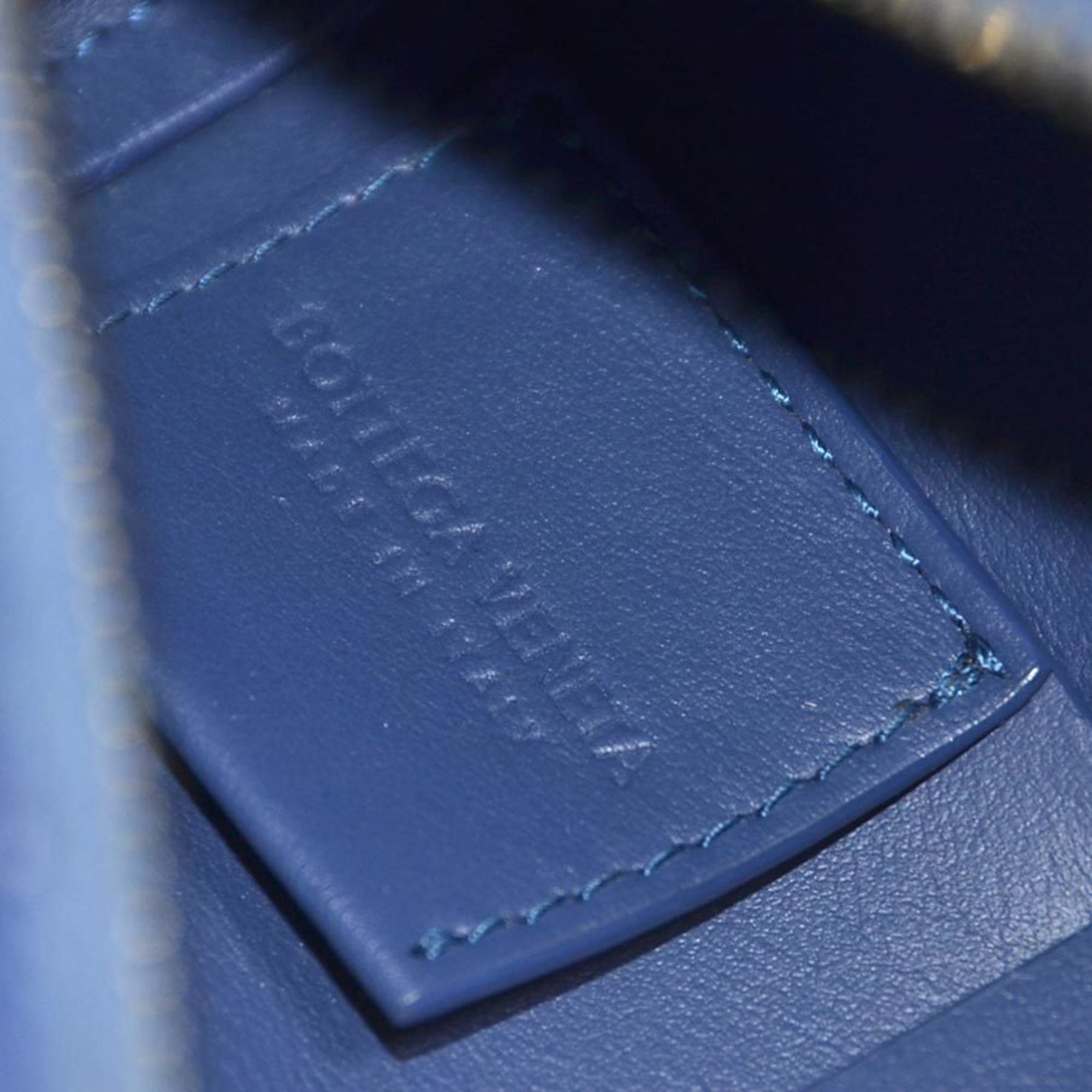 Bottega Veneta Blue Leather Shoulder Bag (Pre-Owned)