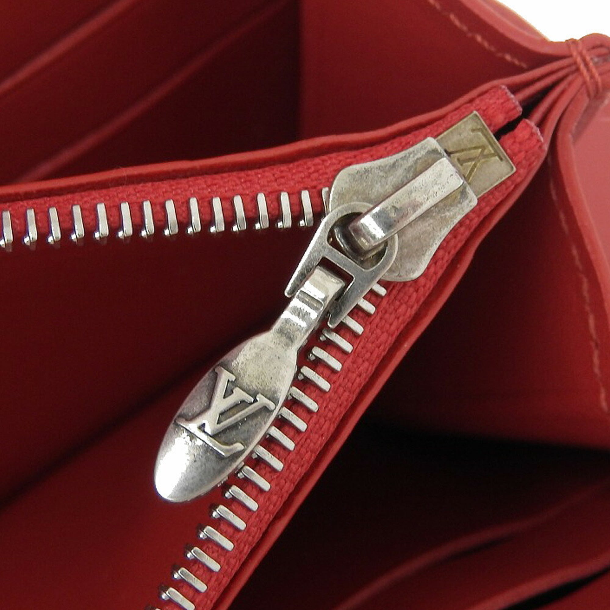 Louis Vuitton Red Color Leather Long Wallet (Bi-Fold) (Pre-Owned)