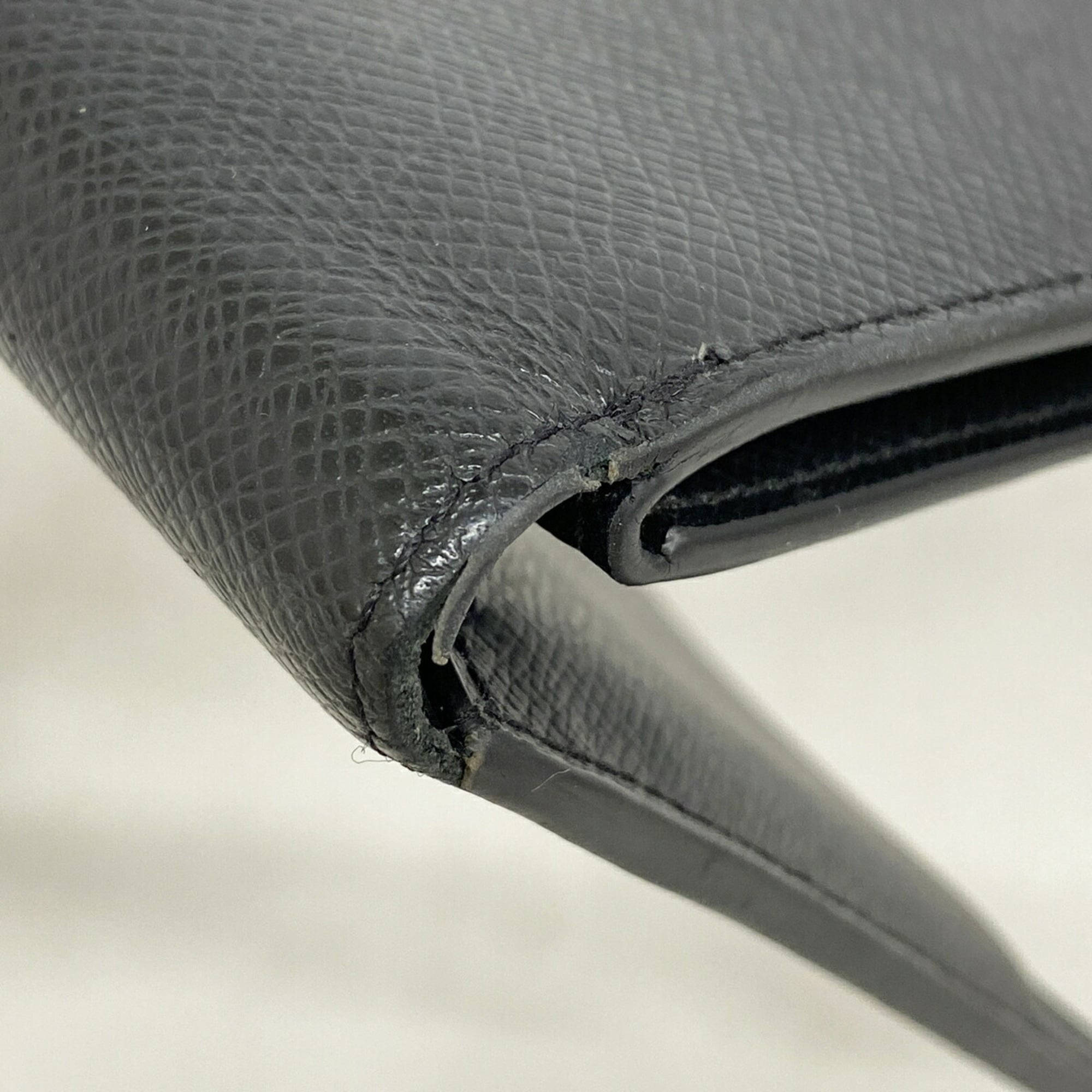 Louis Vuitton Ardoise Wallet (Bi-Fold) (Pre-Owned)