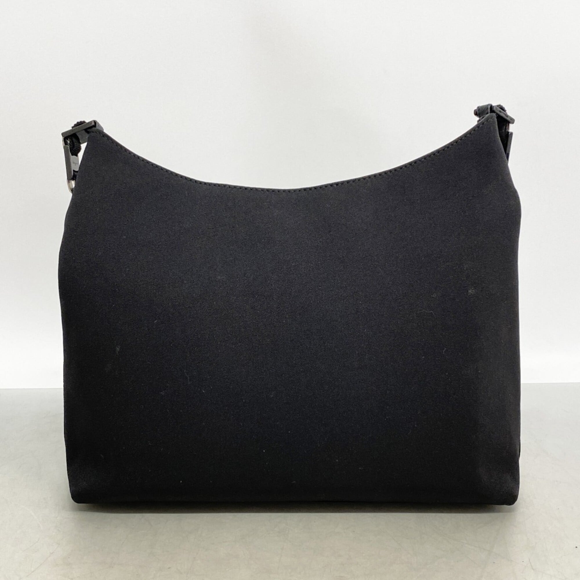 Salvatore Ferragamo Black Shoulder Bag (Pre-Owned)