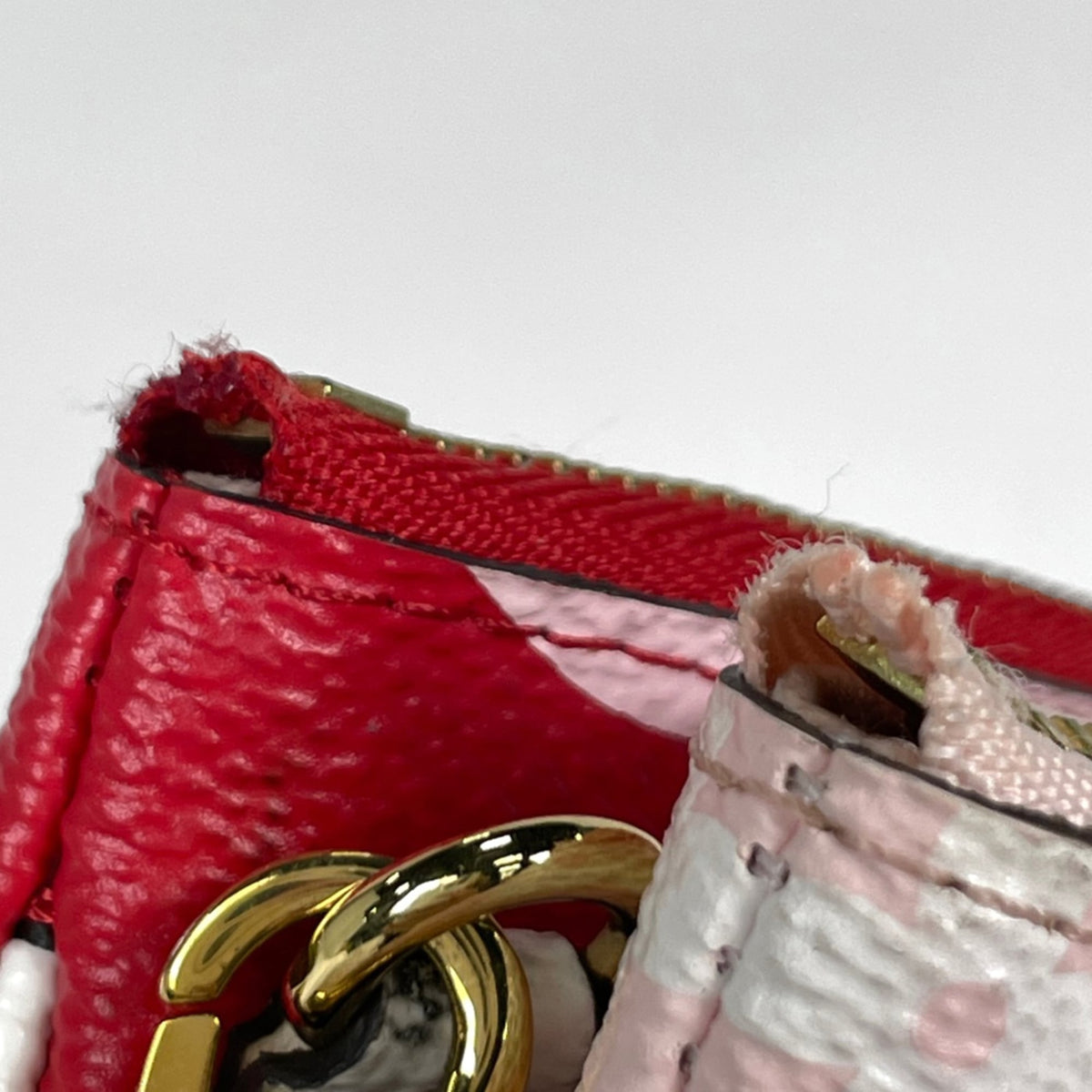 Louis Vuitton Pink Red Color Monogram Shoulder Bag (Pre-Owned)