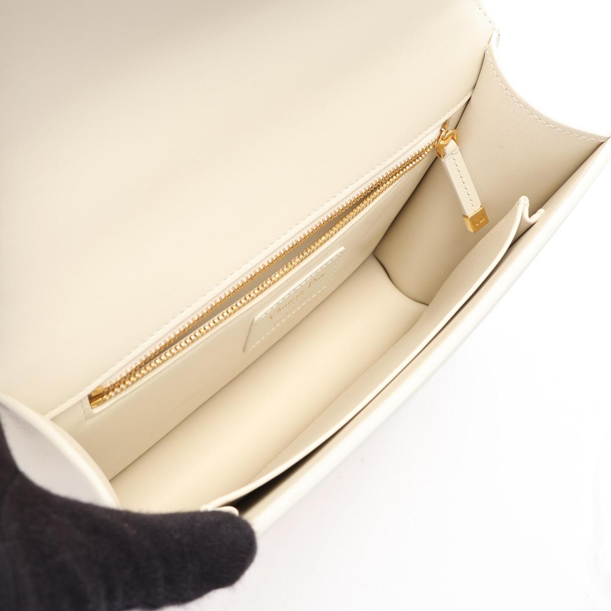 Christian Dior White Leather Handbag Shoulder Bag (Pre-Owned)