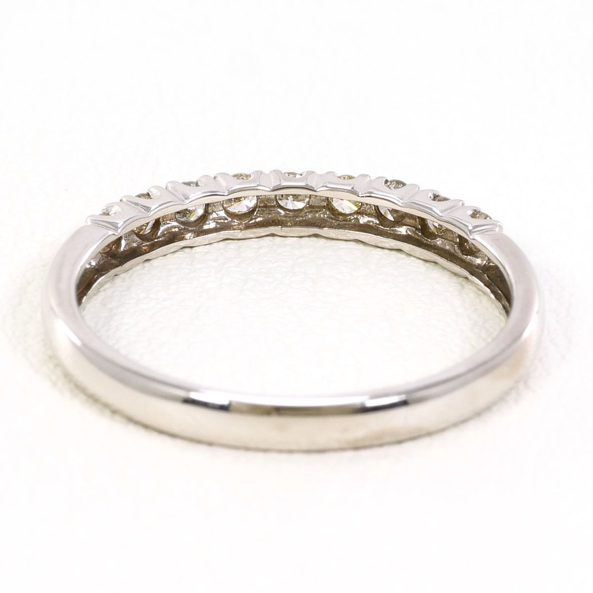 Unbranded White Gold White Gold (14K) Band Ring (Pre-Owned)