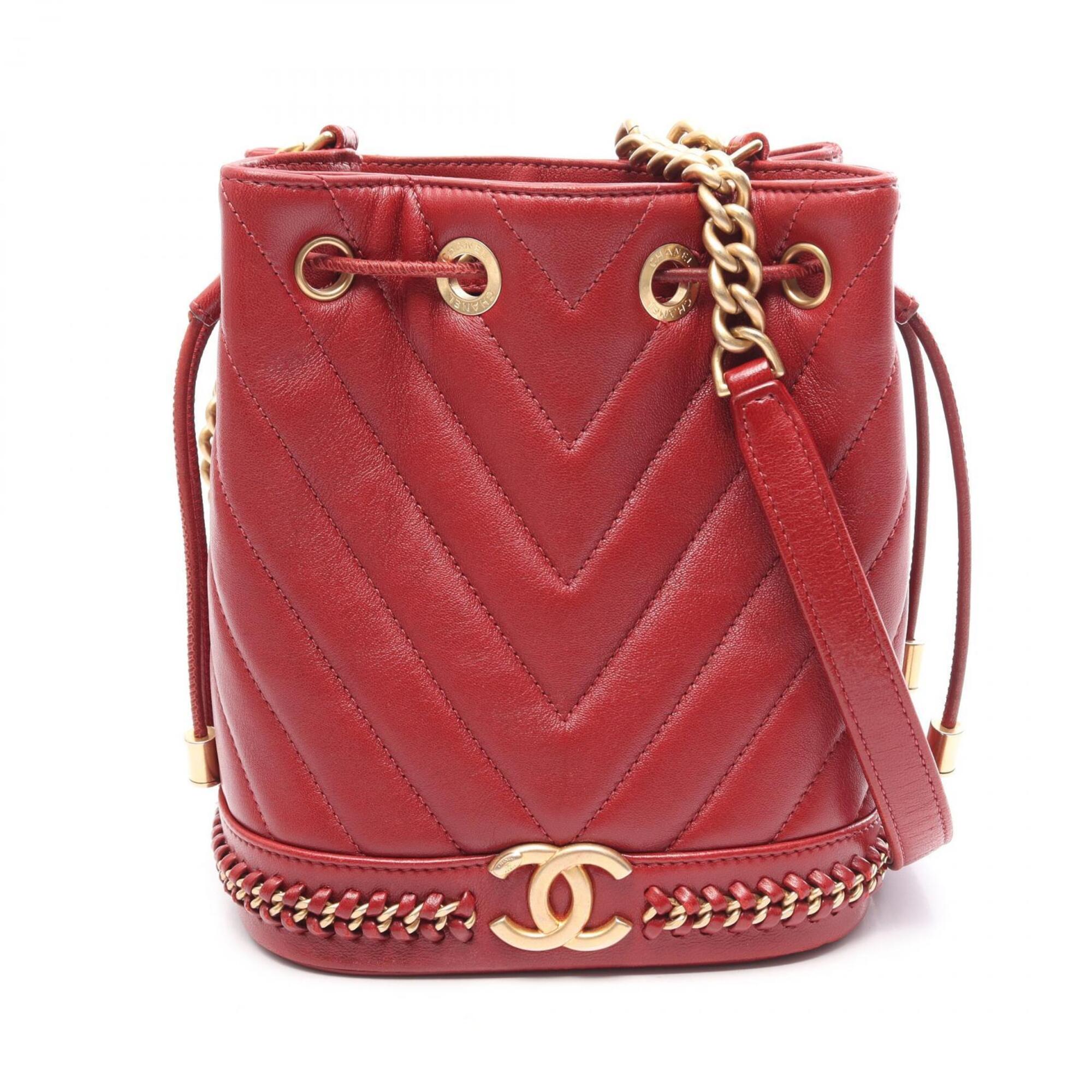 Chanel Red Color Leather Handbag Shoulder Bag (Pre-Owned)