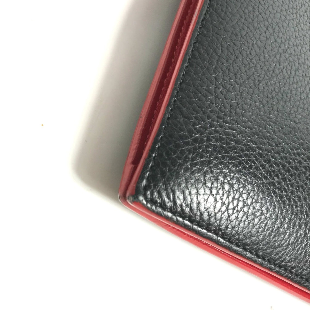 Christian Louboutin Black Leather Shoulder Bag (Pre-Owned)