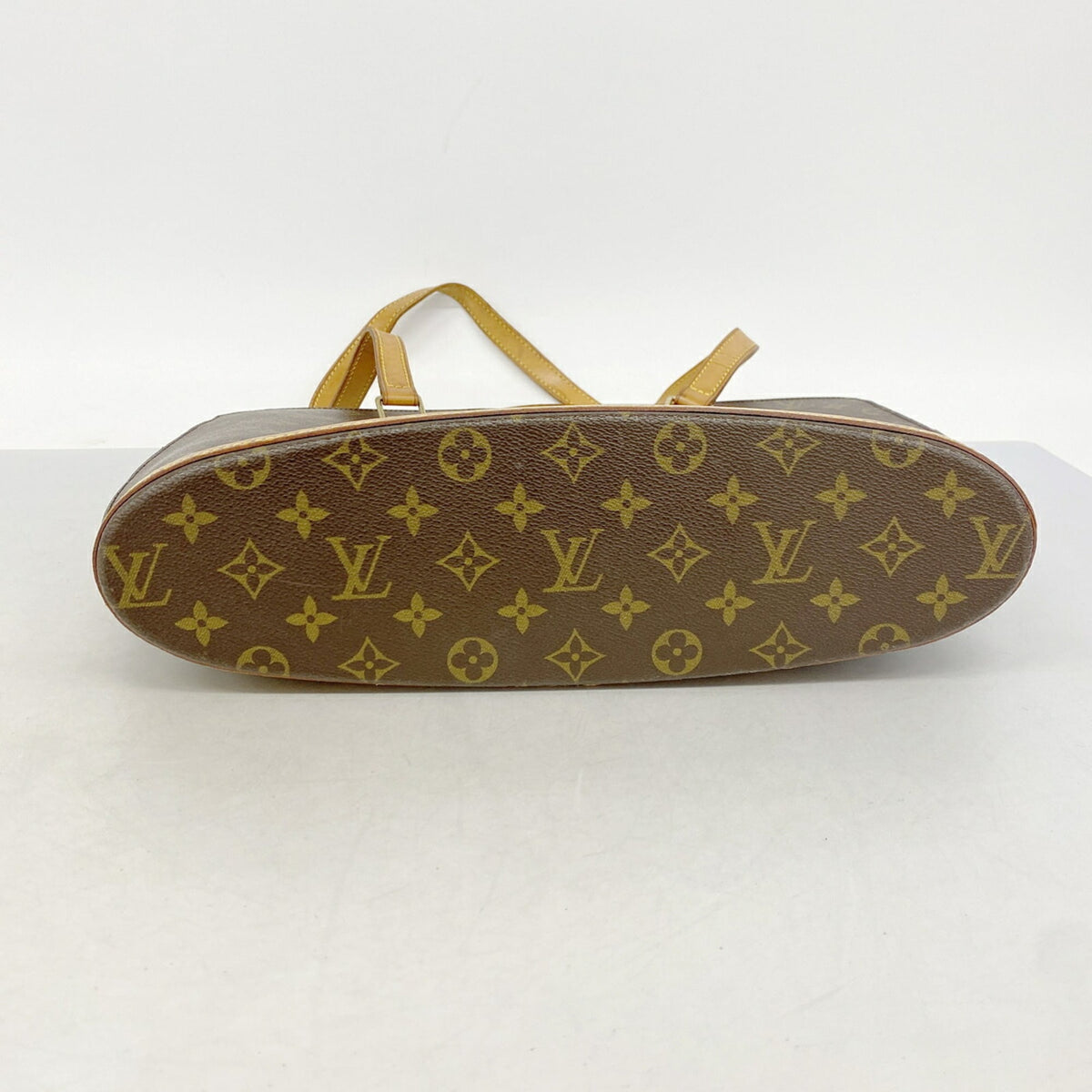 Louis Vuitton Brown Tote Bag (Pre-Owned)