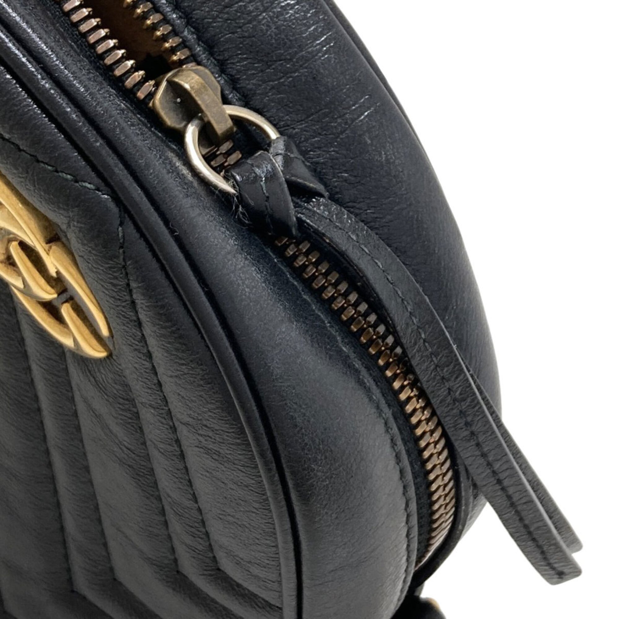 Gucci Black Leather Shoulder Bag (Pre-Owned)