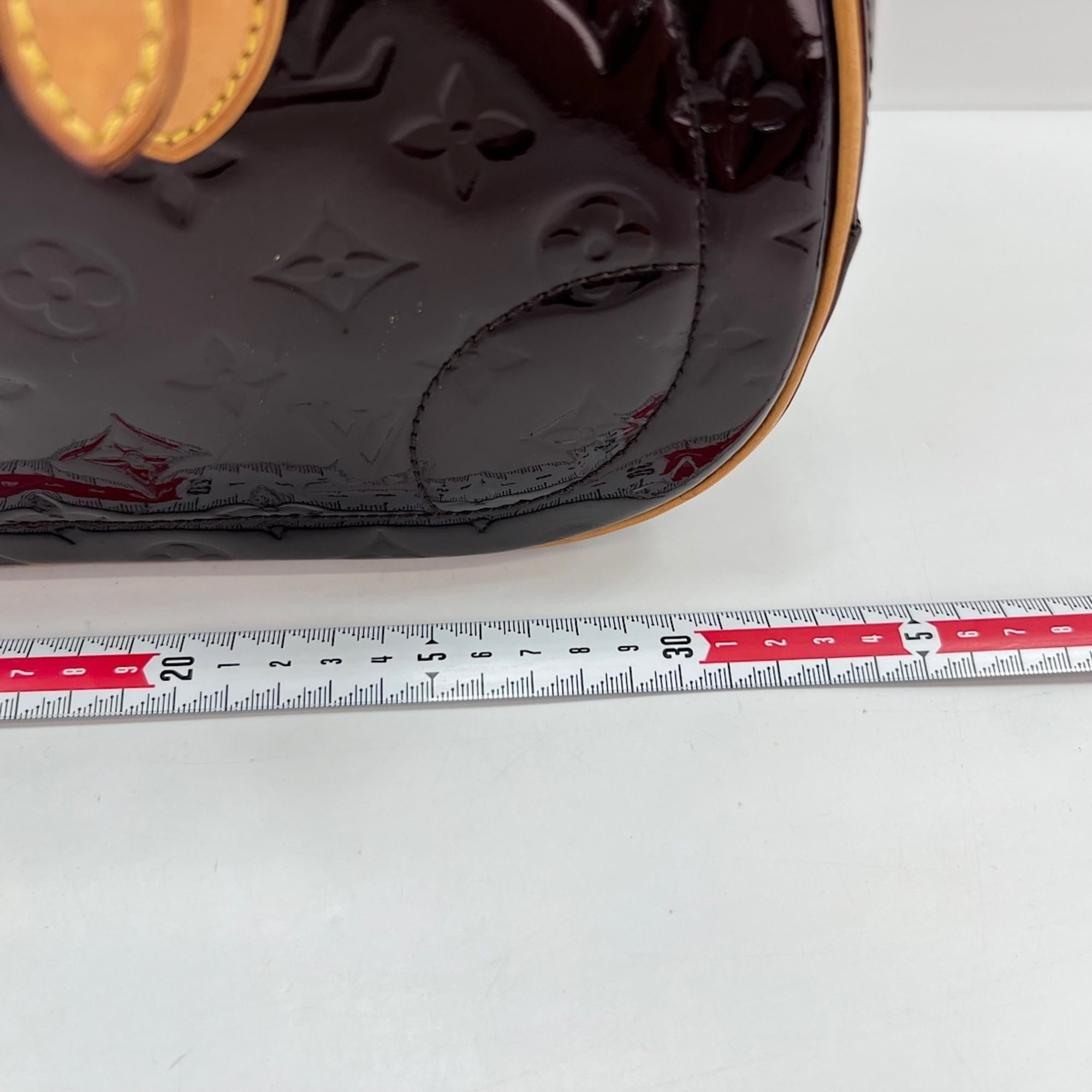 Louis Vuitton Wine Handbag (Pre-Owned)