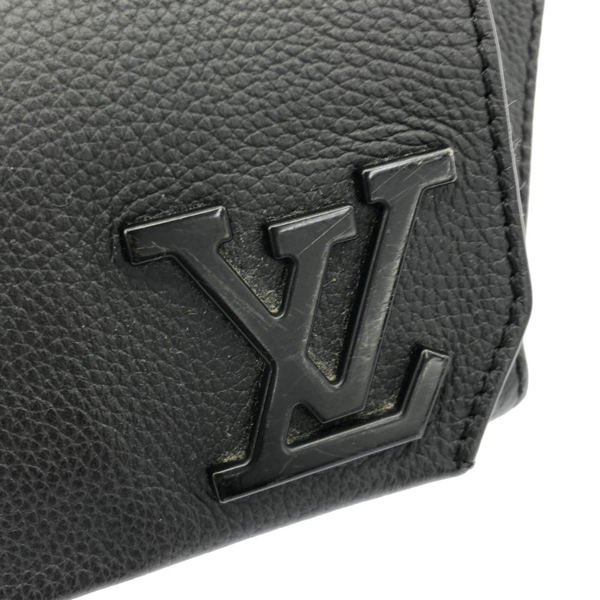 Louis Vuitton Black Shoulder Bag (Pre-Owned)