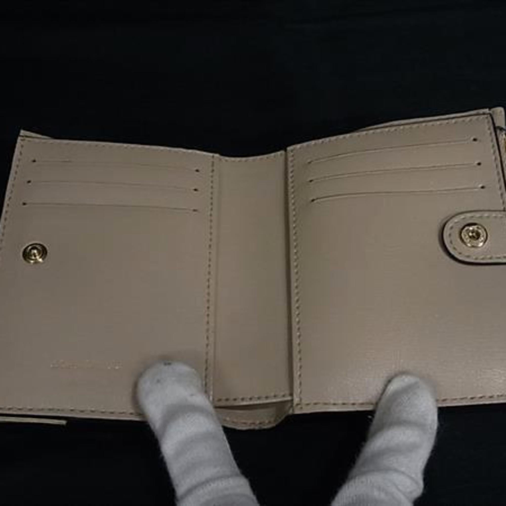 Salvatore Ferragamo Beige Leather Wallet (Bi-Fold) (Pre-Owned)