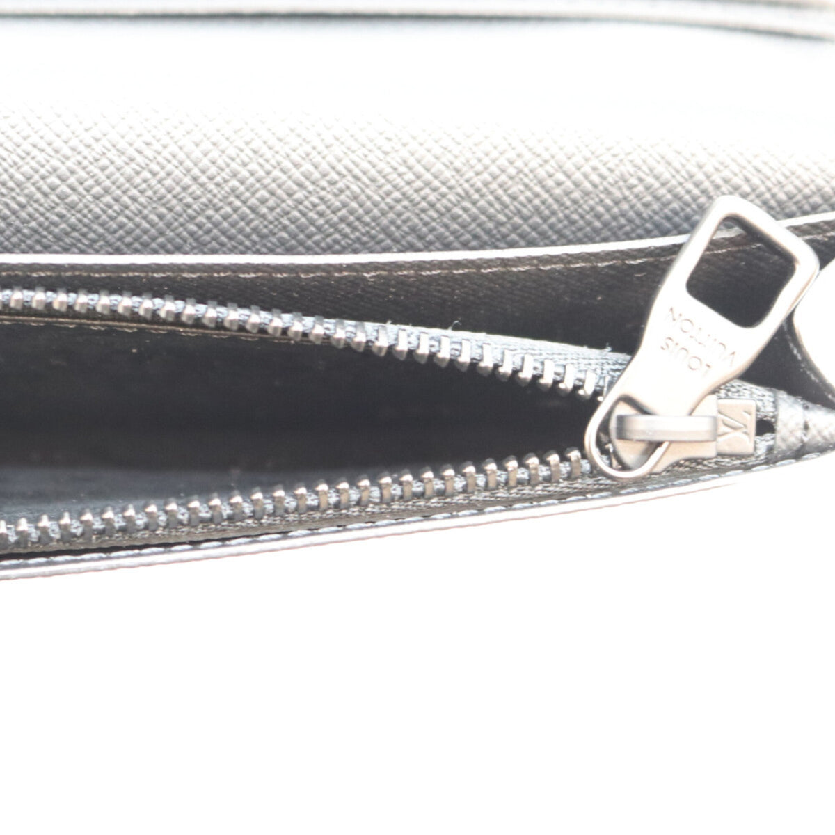 Louis Vuitton Damier Canvas Damier Canvas Long Wallet (Bi-Fold) (Pre-Owned)