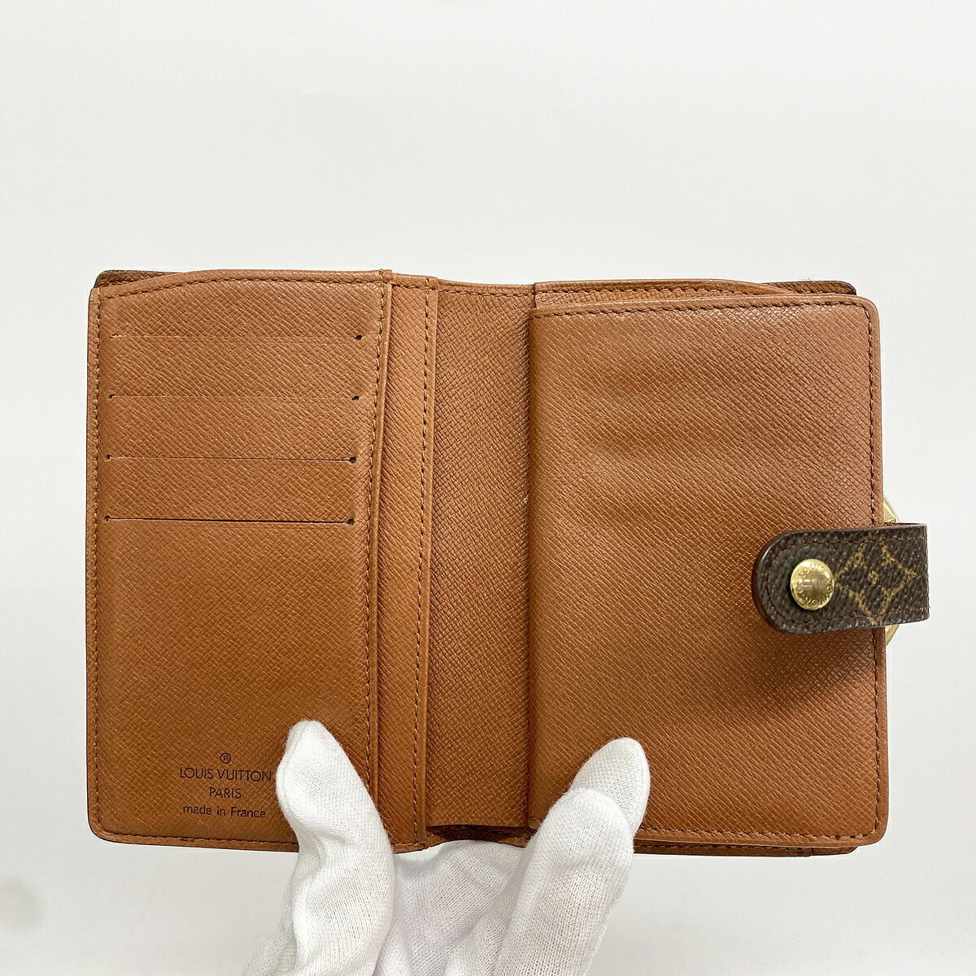 Louis Vuitton Brown Wallet (Bi-Fold) (Pre-Owned)