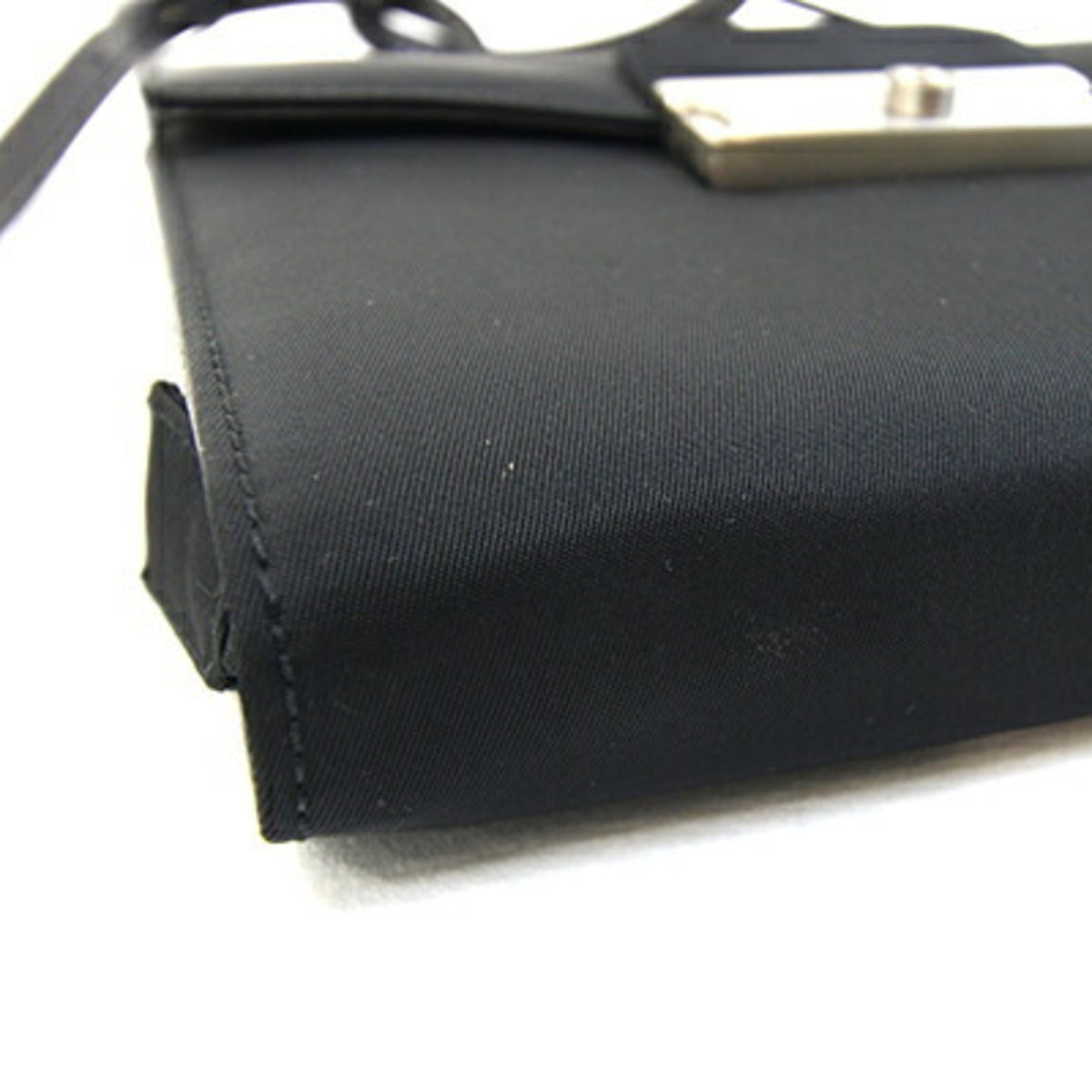 Prada Black Nylon Leather Pochette Shoulder Bag (Pre-Owned)