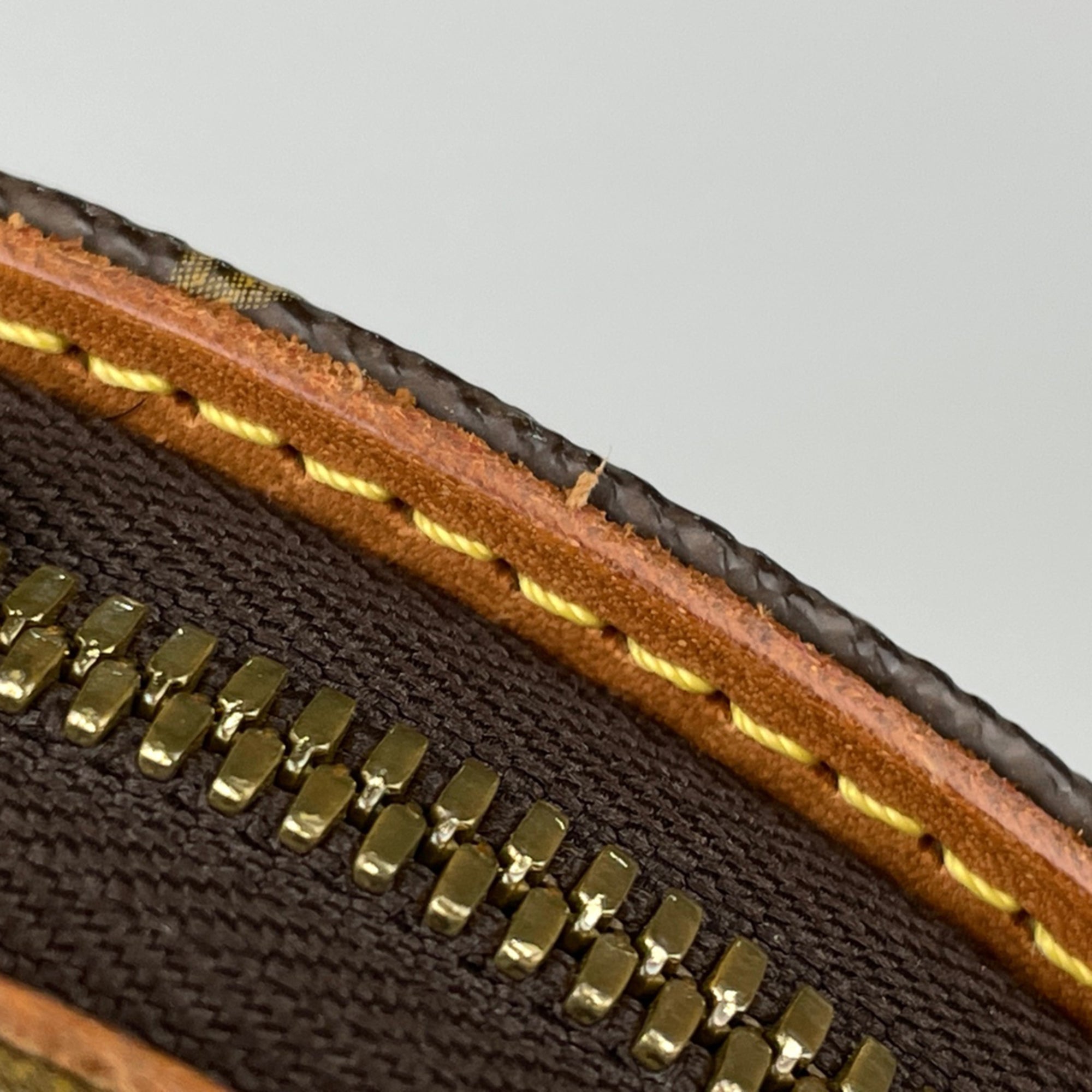 Louis Vuitton Brown Monogram (Pre-Owned)
