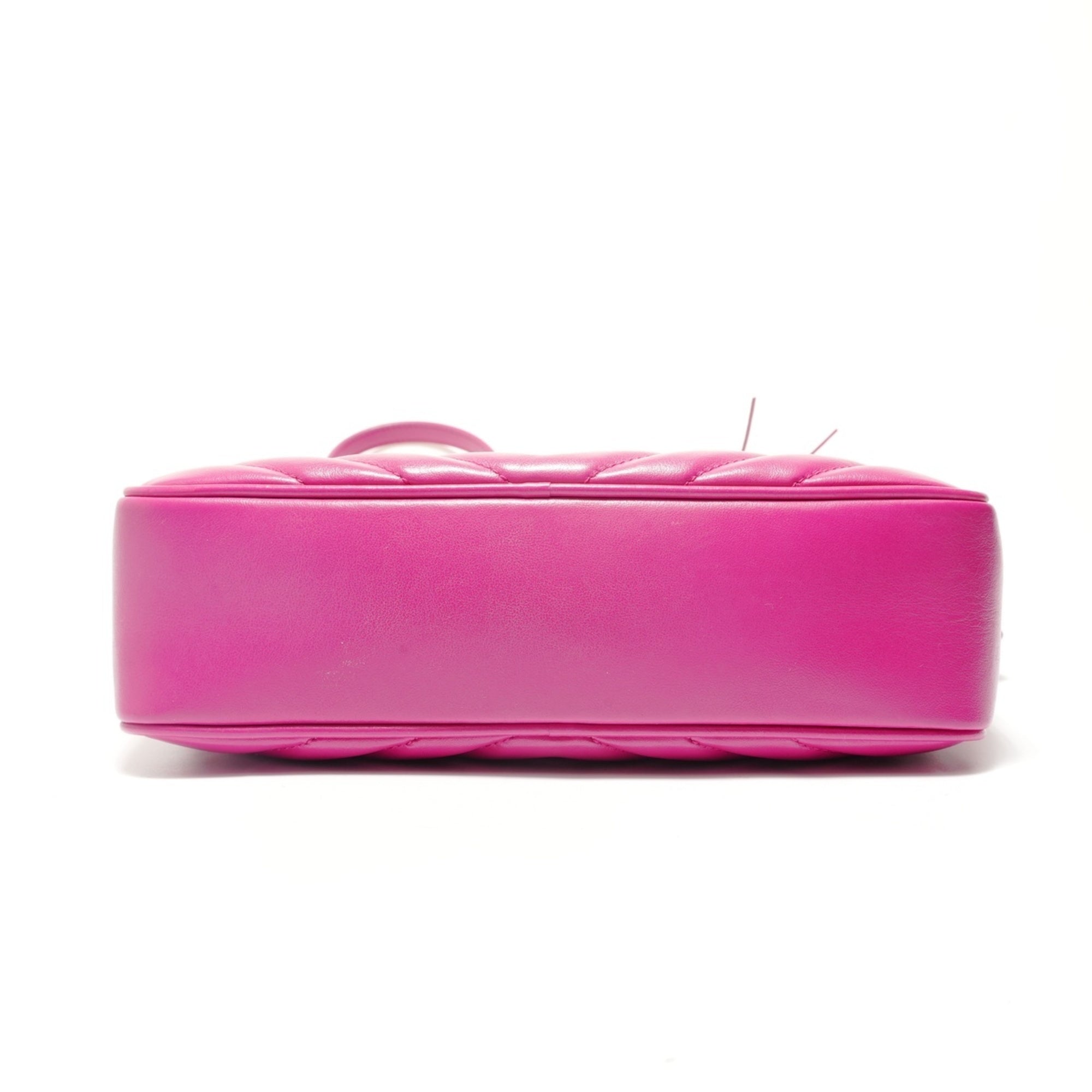 Yves Saint Laurent Pink Quilting Shoulder Bag (Pre-Owned)