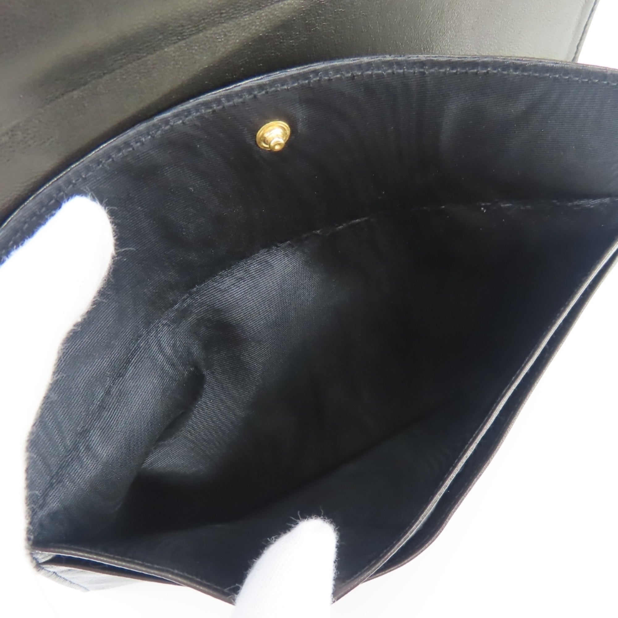 Chanel Black Leather Wallet (Bi-Fold) (Pre-Owned)