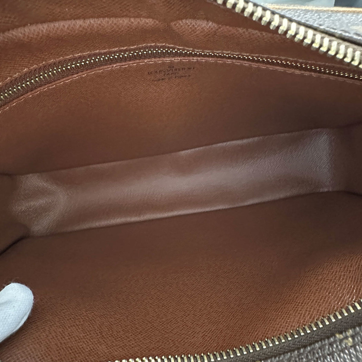 Louis Vuitton Brown Monogram Canvas Handbag Shoulder Bag (Pre-Owned)