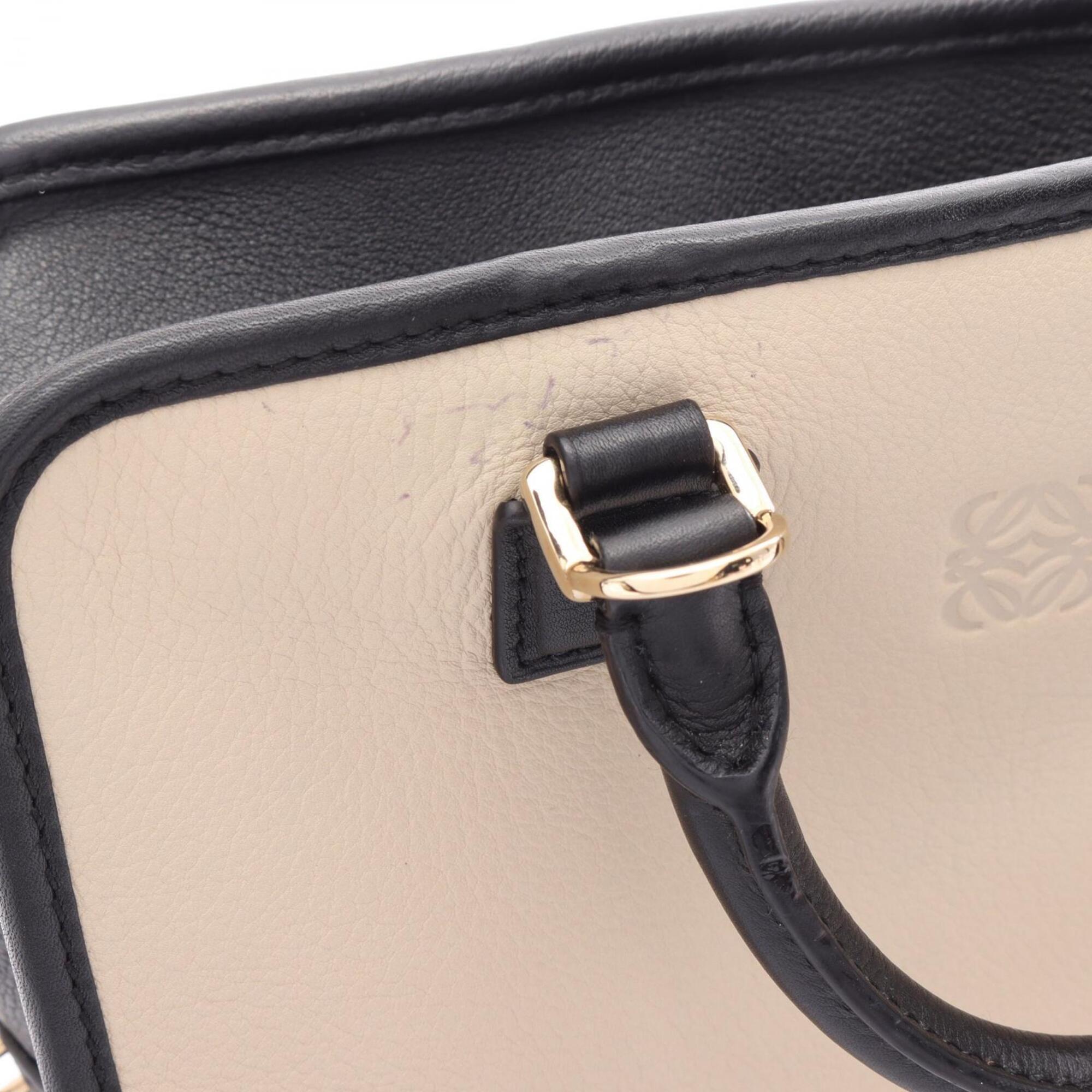 Loewe Beige Black Leather Handbag (Pre-Owned)