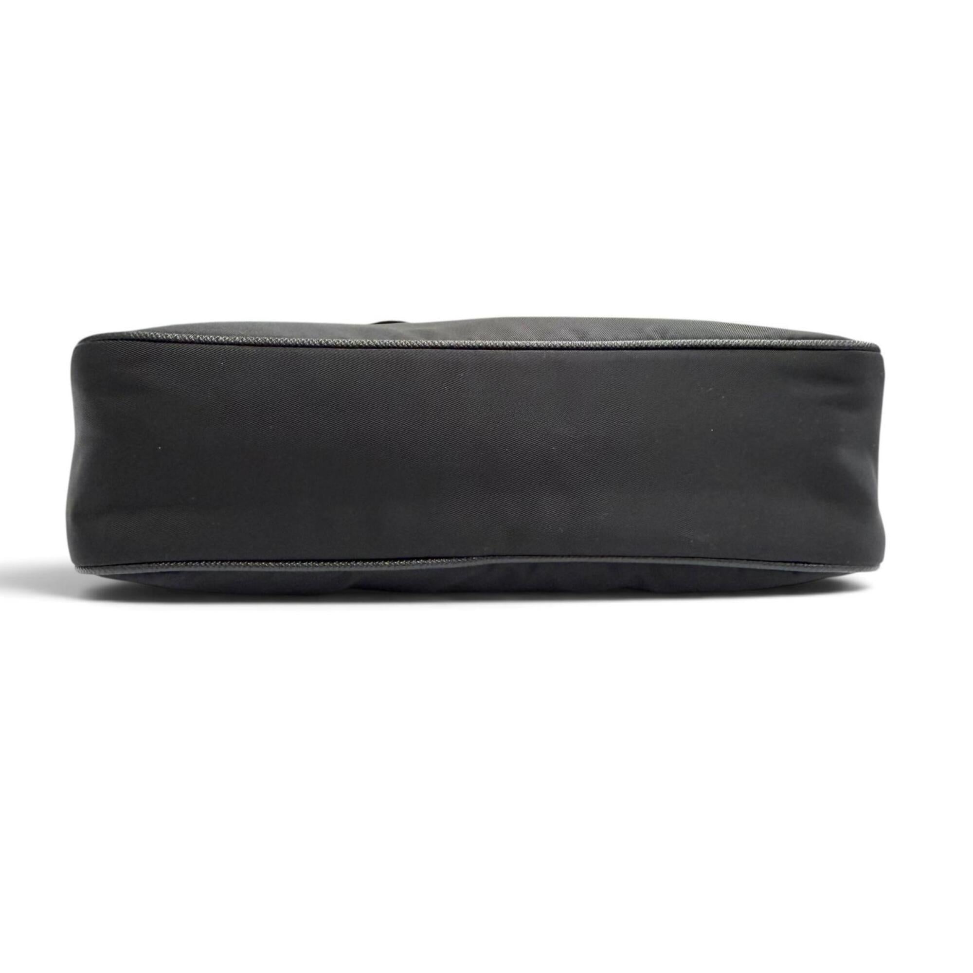 Prada Black Nylon Pouch Shoulder Bag (Pre-Owned)