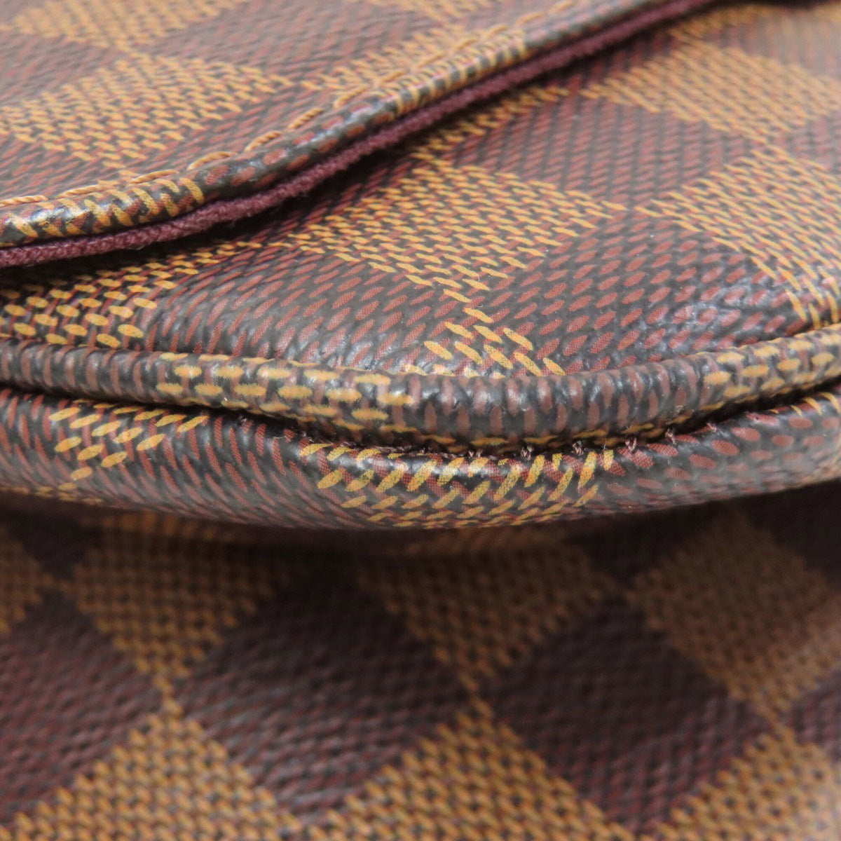Louis Vuitton Damier Canvas Ebene Damier Canvas Shoulder Bag (Pre-Owned)
