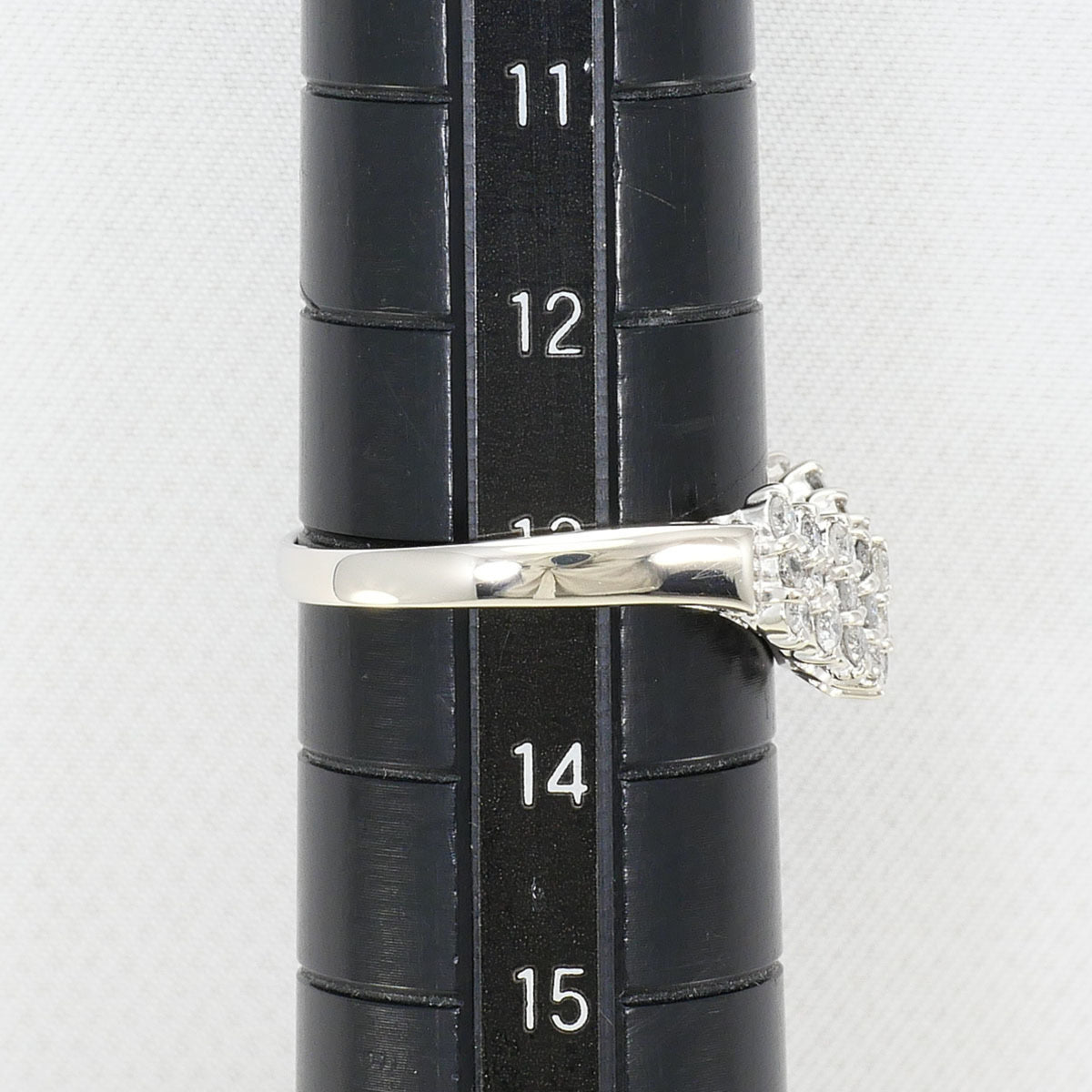 Unbranded Platinum Platinum 900 Band Ring (Pre-Owned)