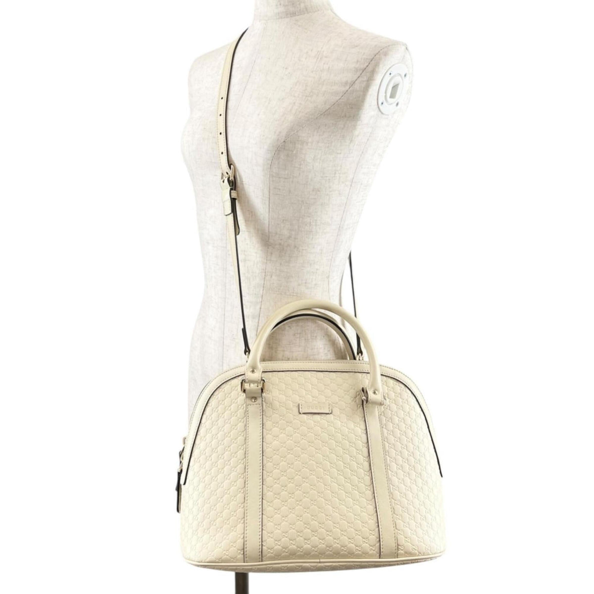 Gucci Microguccissima White Leather Handbag Shoulder Bag (Pre-Owned)