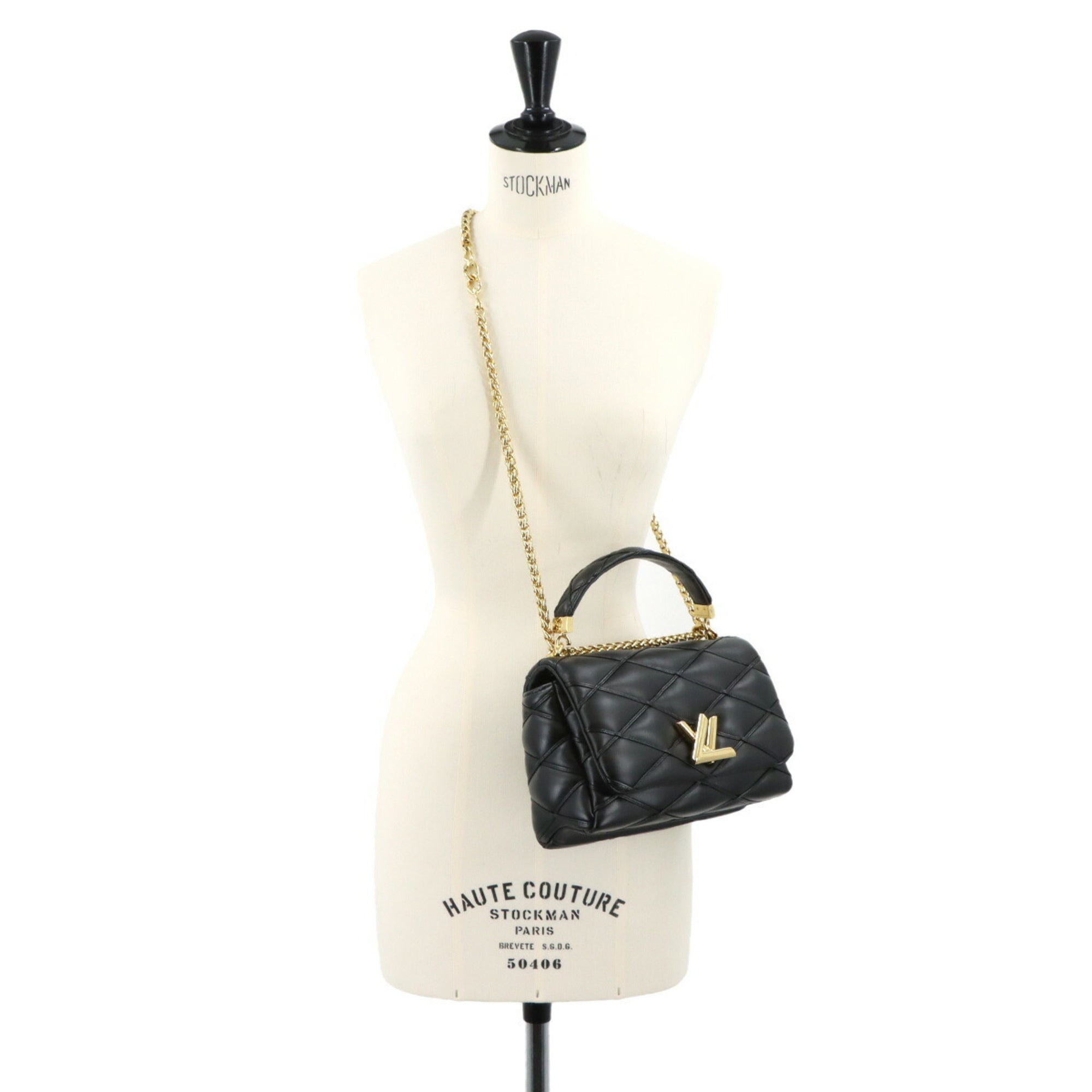 Louis Vuitton Noir Leather Handbag Shoulder Bag (Pre-Owned)