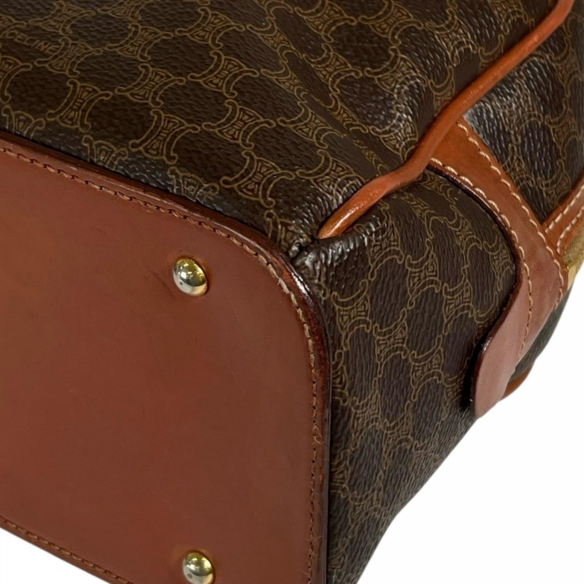 Celine Brown Leather Shoulder Bag (Pre-Owned)
