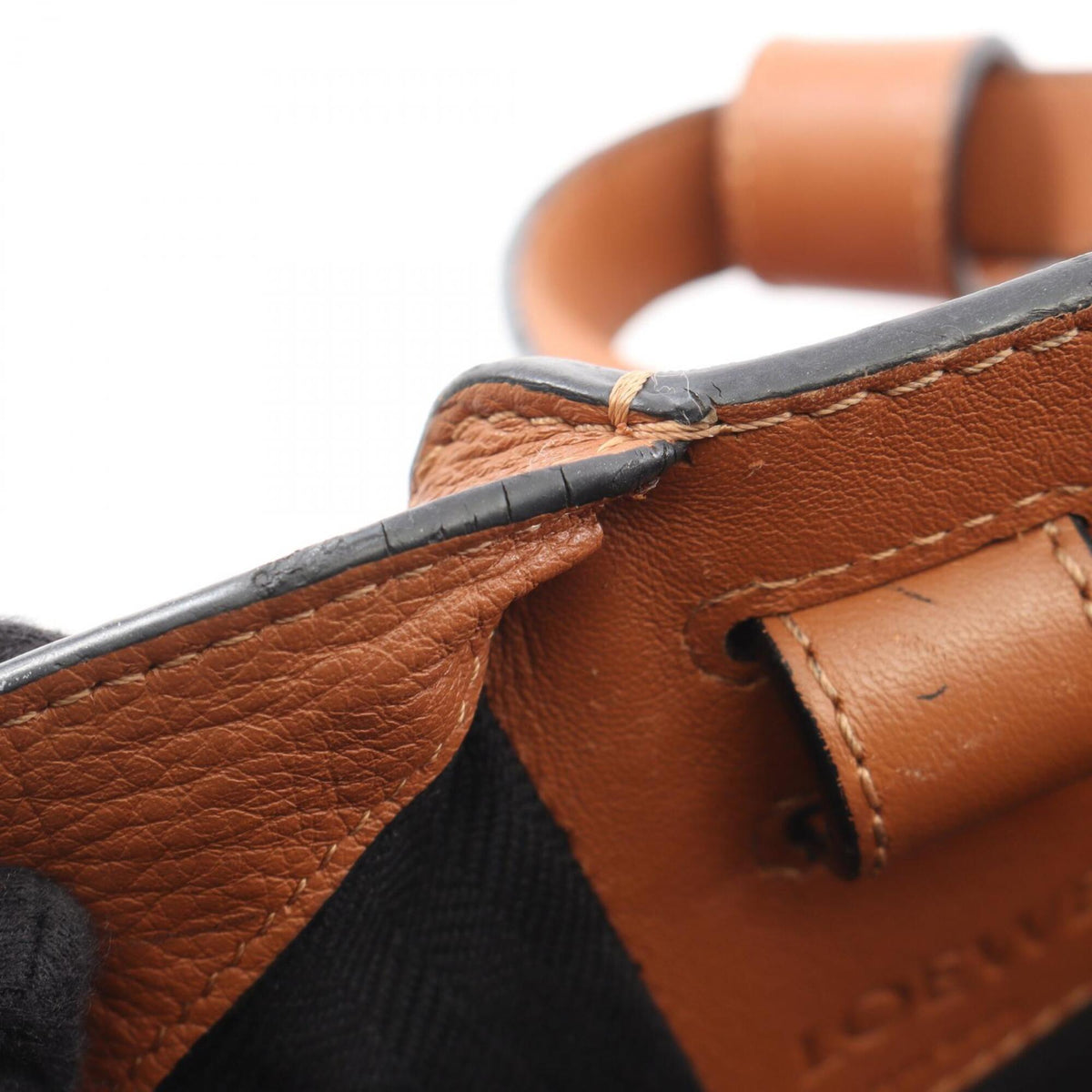 Loewe Brown Leather Handbag (Pre-Owned)