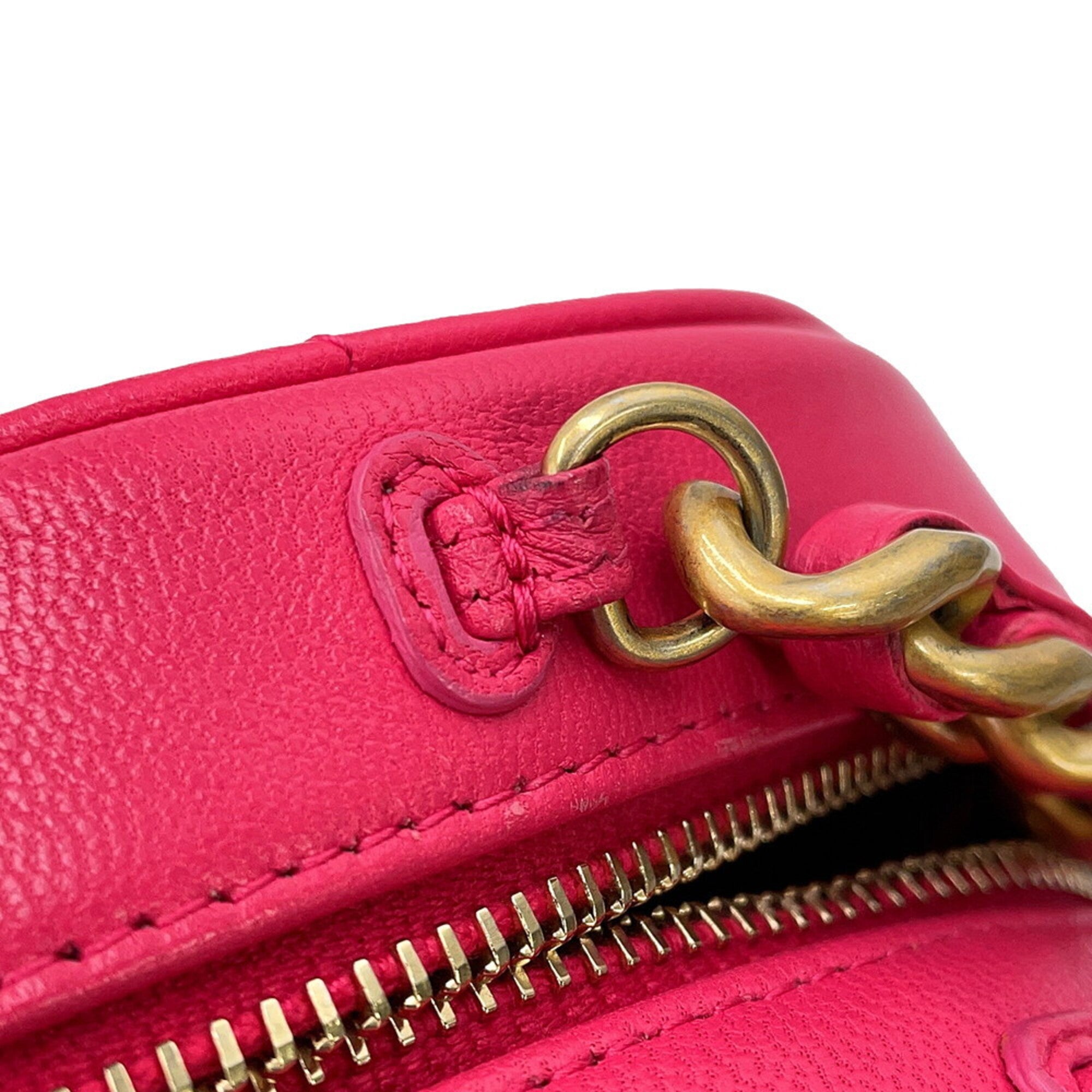 Chanel Pink Leather Handbag Shoulder Bag (Pre-Owned)