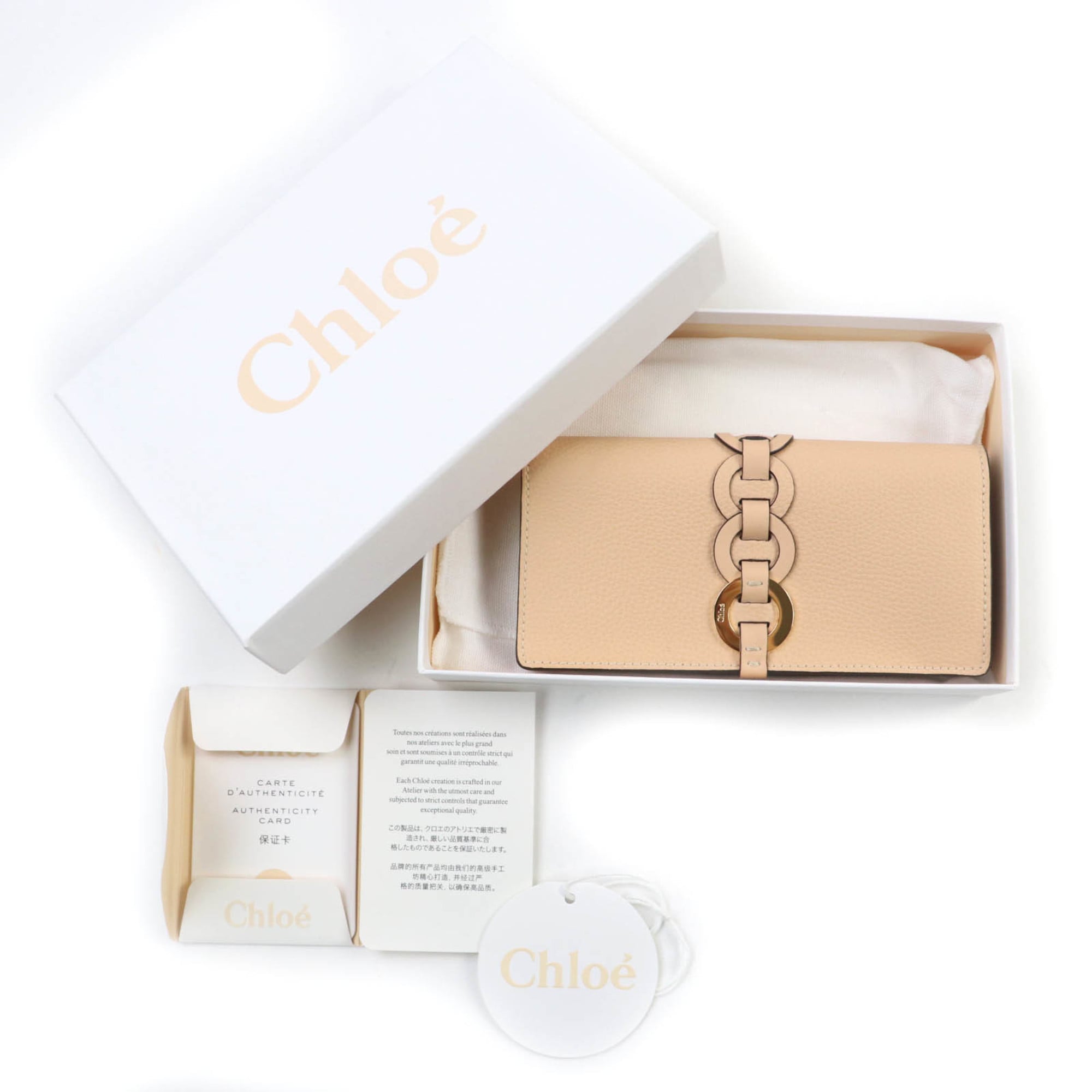 Chloé Beige Leather Long Wallet (Bi-Fold) (Pre-Owned)