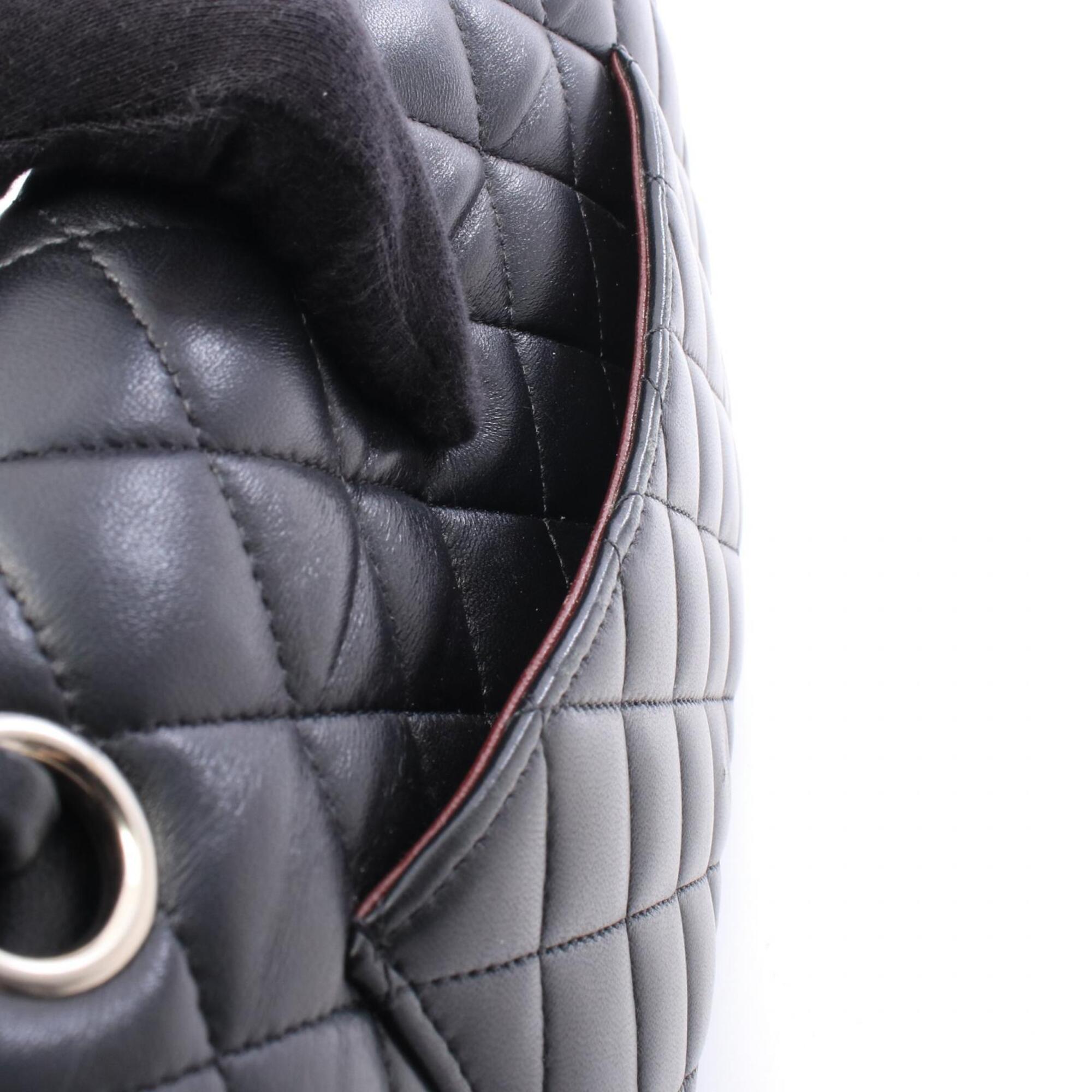 Chanel Black Leather Handbag Shoulder Bag (Pre-Owned)